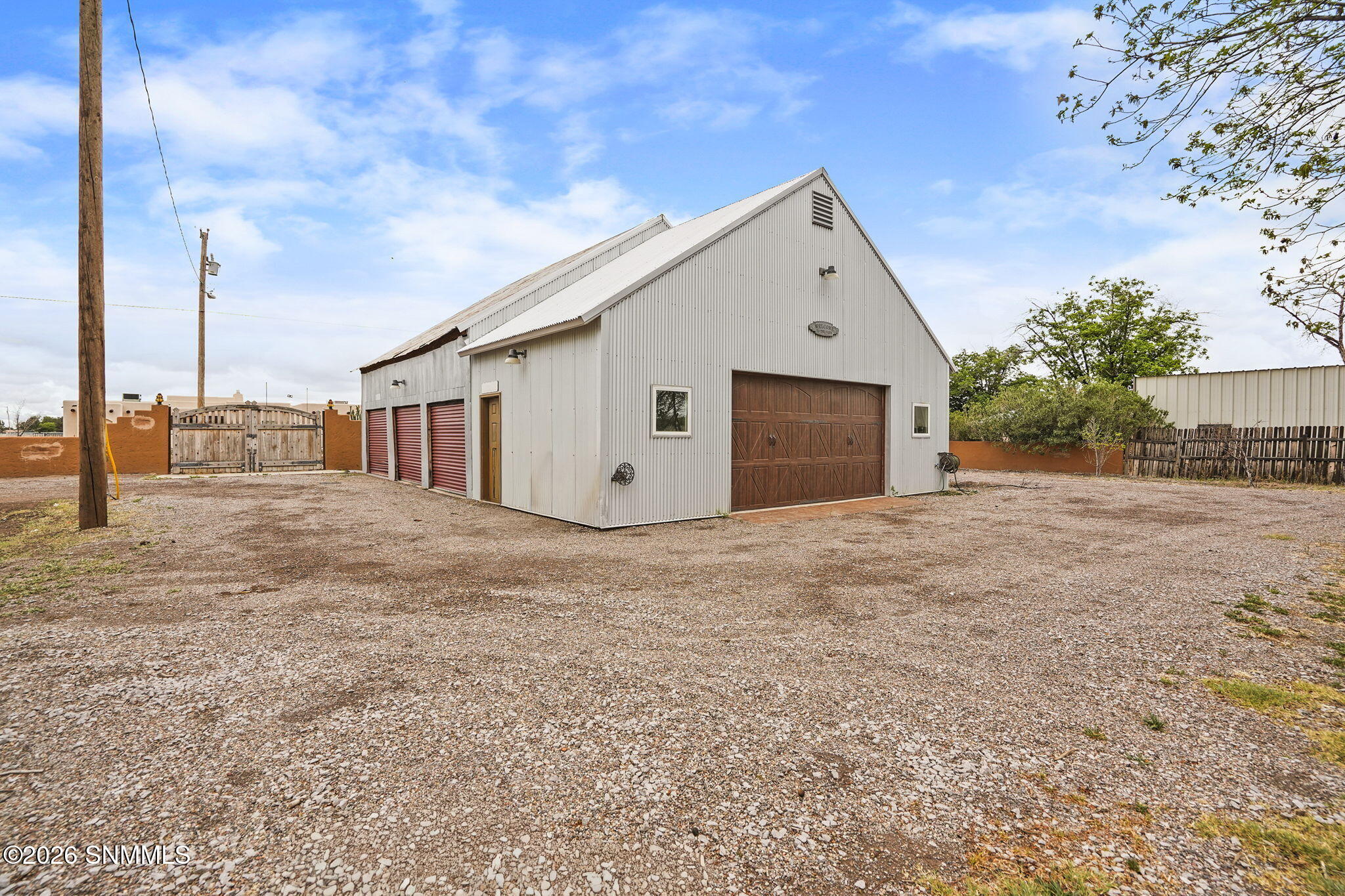 1015 Lister Drive Property Photo 8