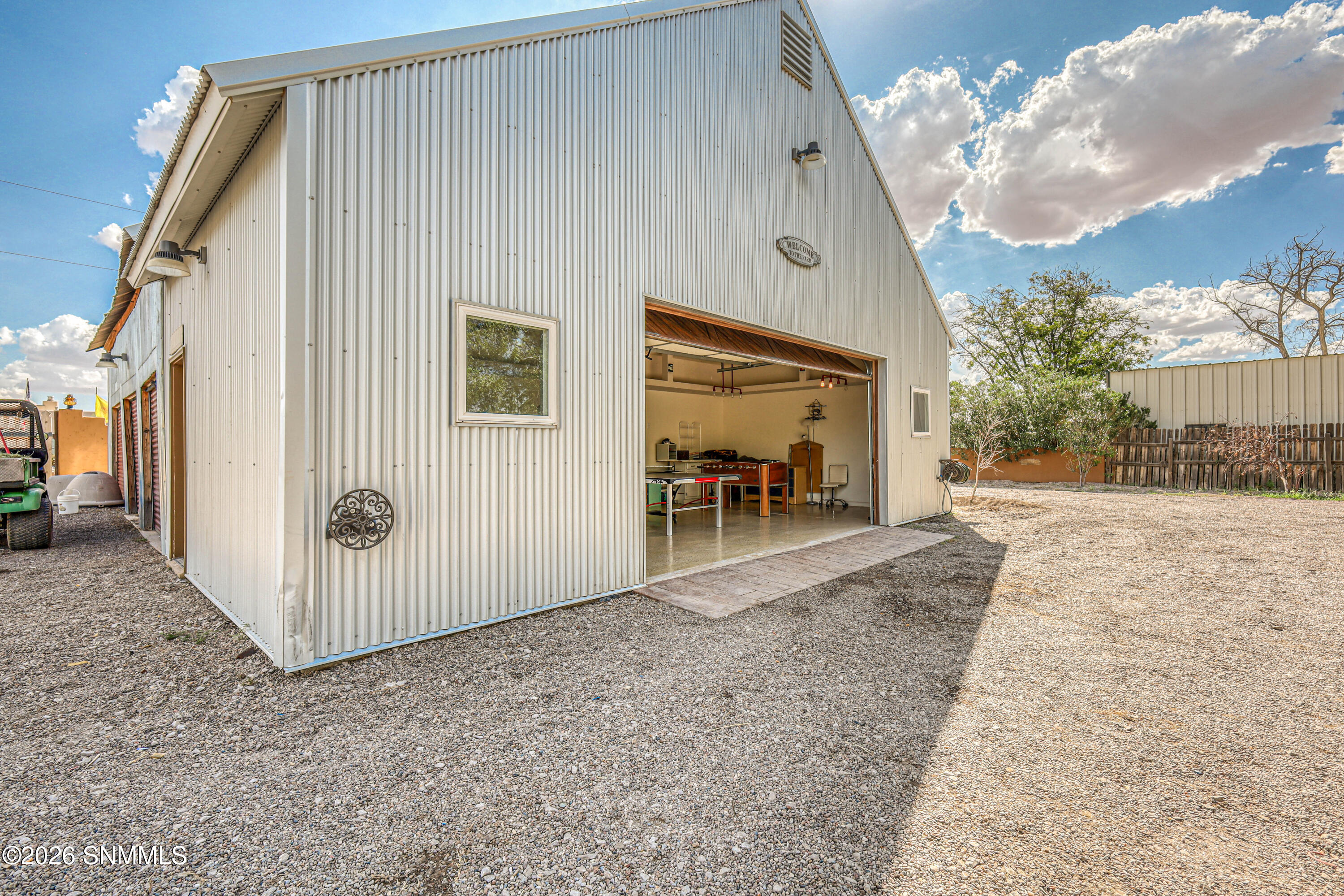 1015 Lister Drive Property Photo 10