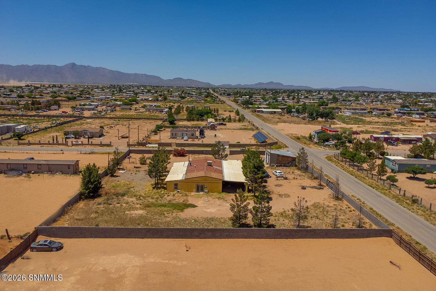 145 Paradise Way A & B Property Photo 6