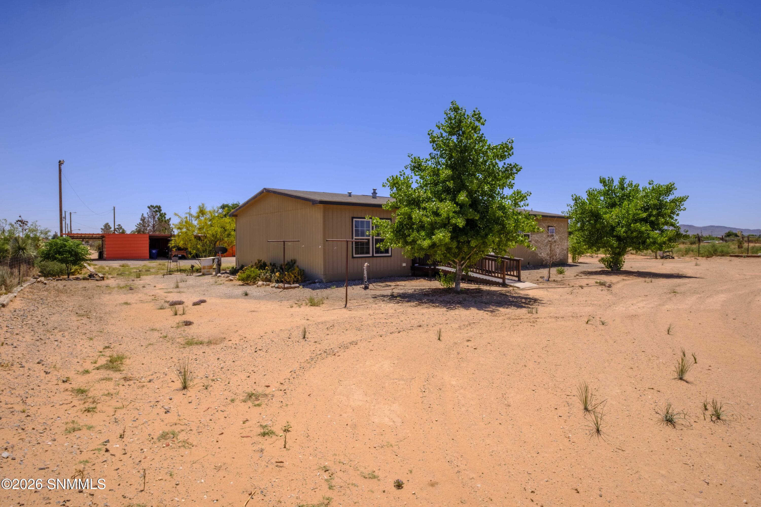 632 Luna Azul Drive 2 Property Photo 10