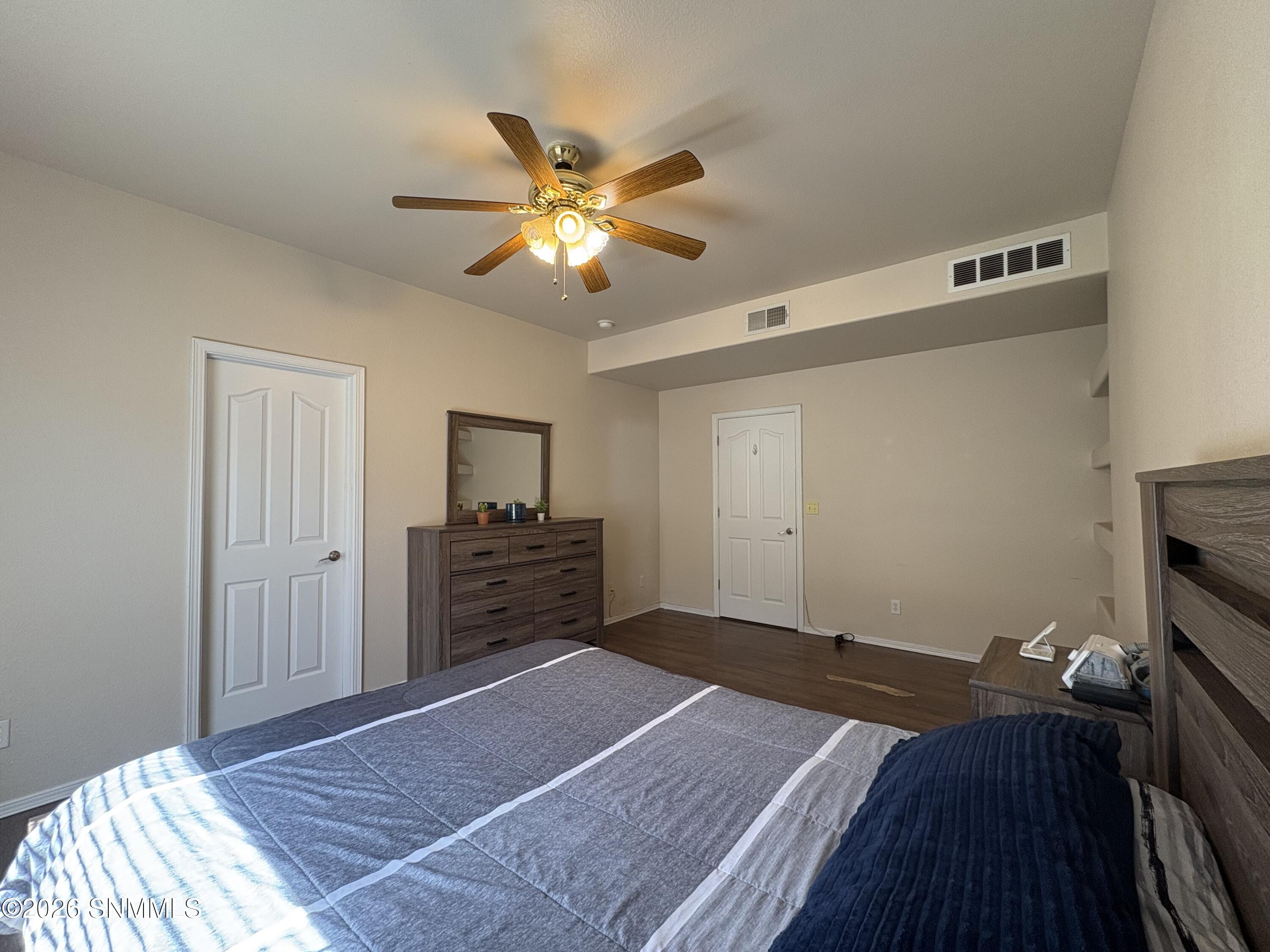 1231 Gunsight Peak Drive Property Photo 15
