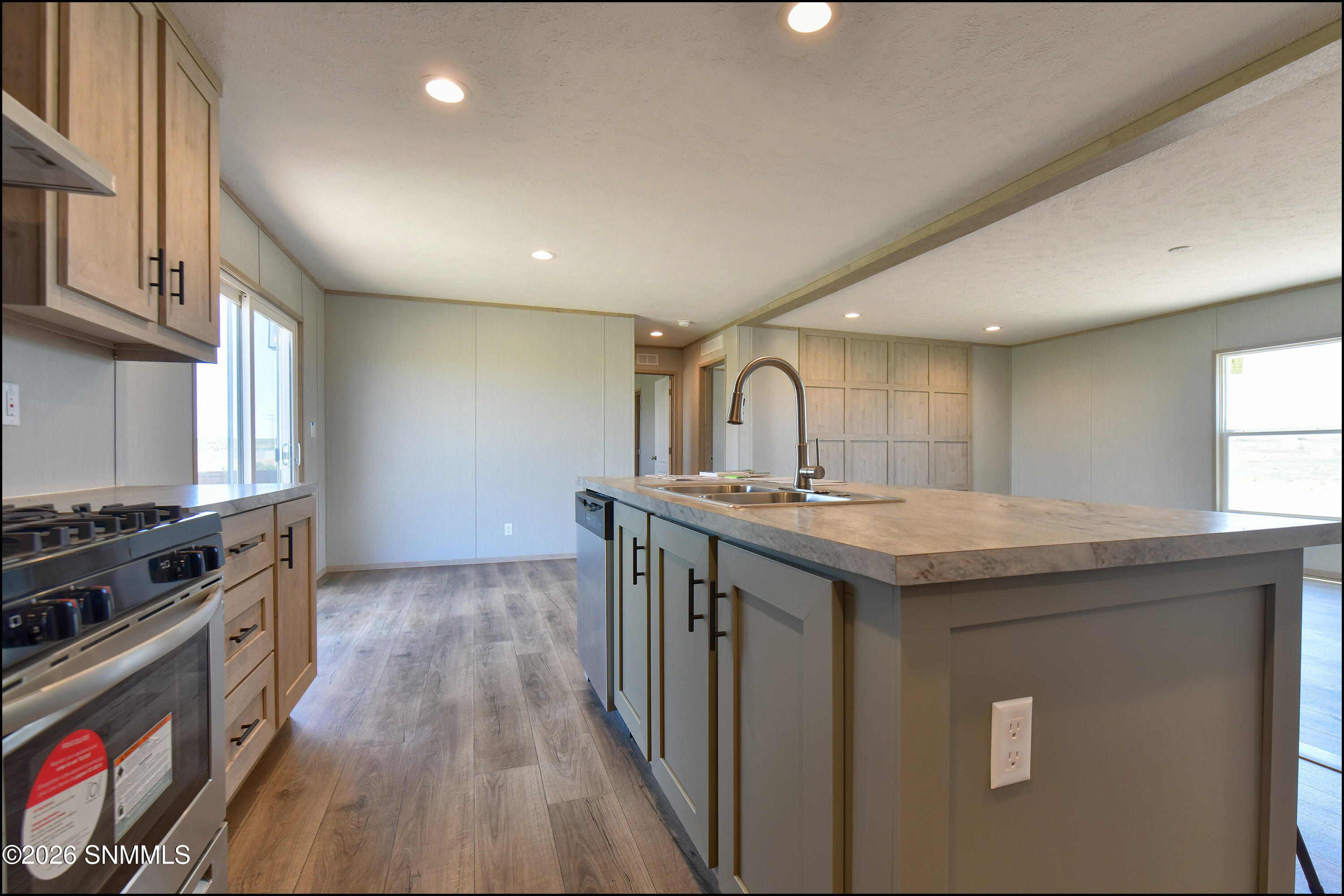 1413 Gobi Desert Drive Property Photo 15