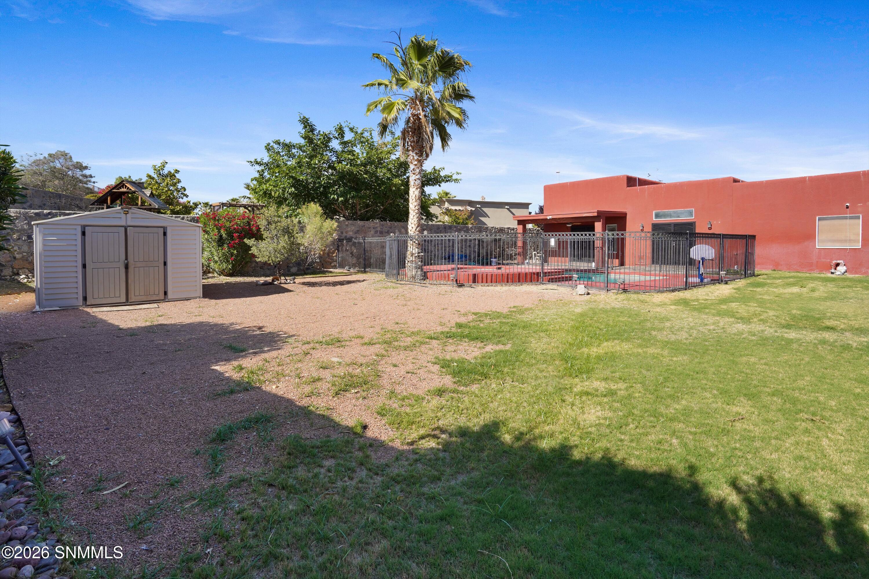 2205 Sun Chaser Place Property Photo 36