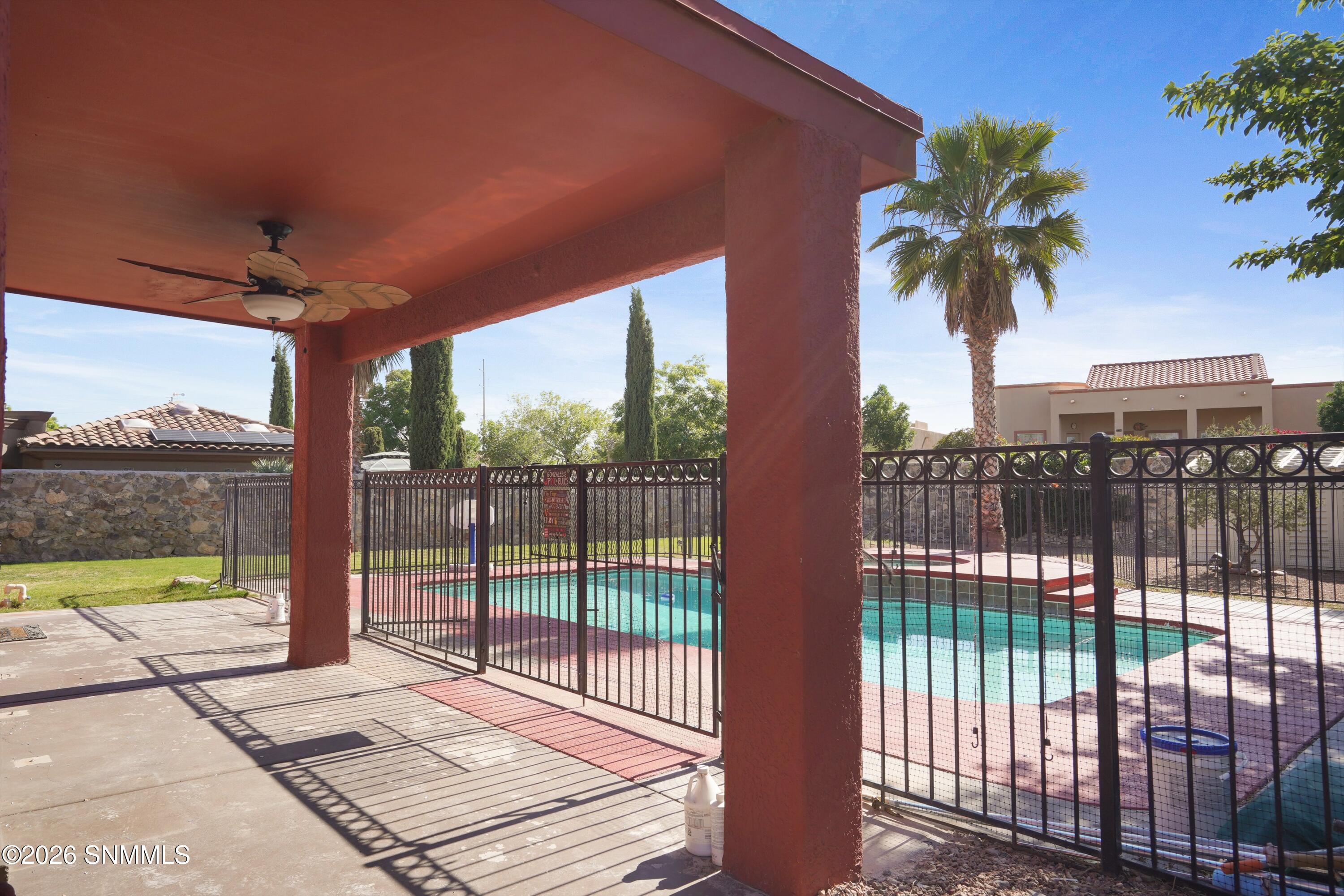 2205 Sun Chaser Place Property Photo 38