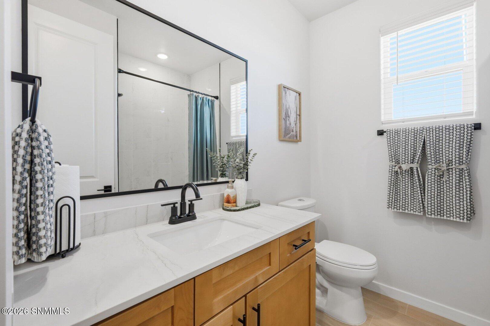 6050 Fall Ridge Avenue Property Photo 8