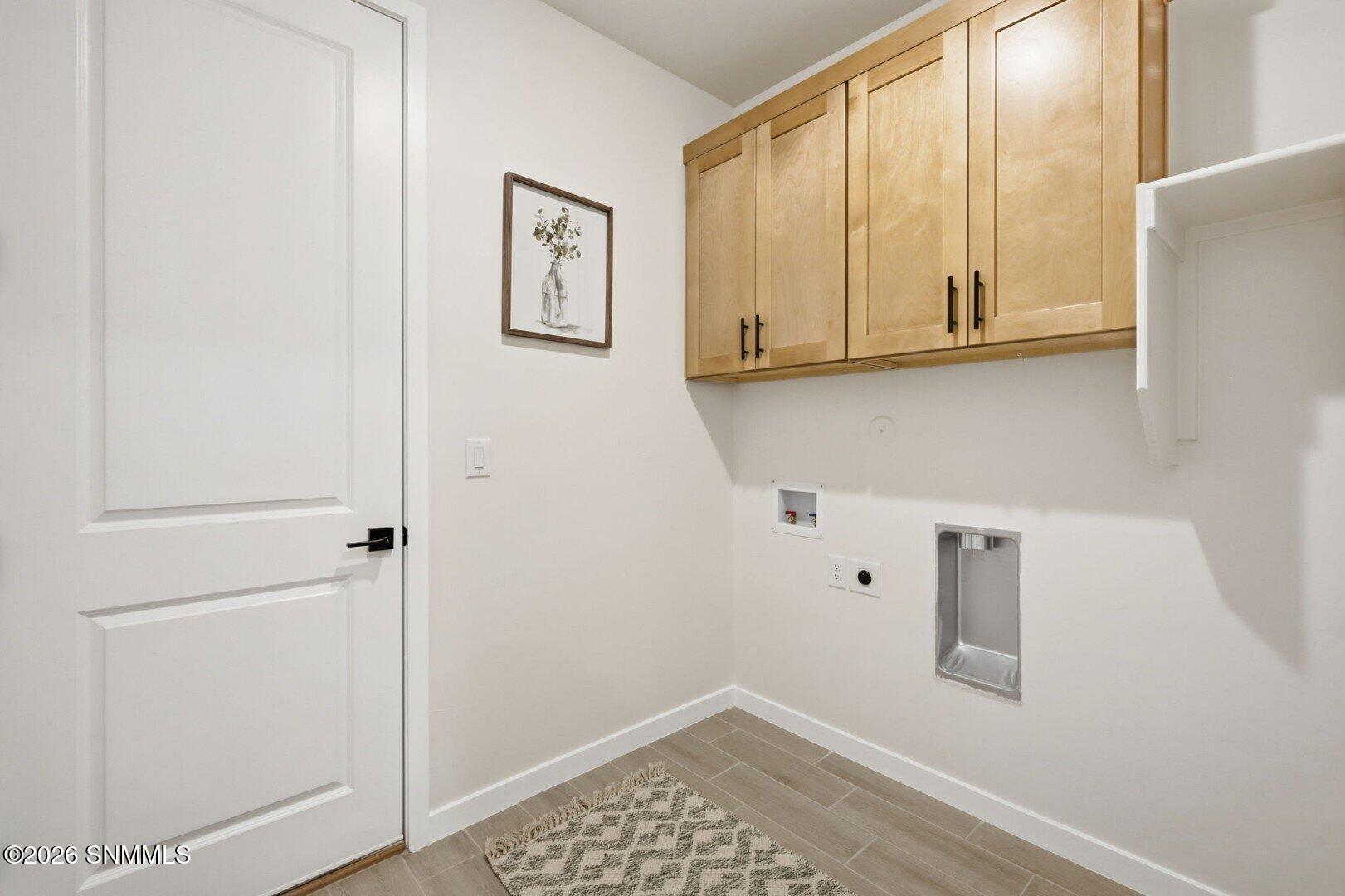 6050 Fall Ridge Avenue Property Photo 17