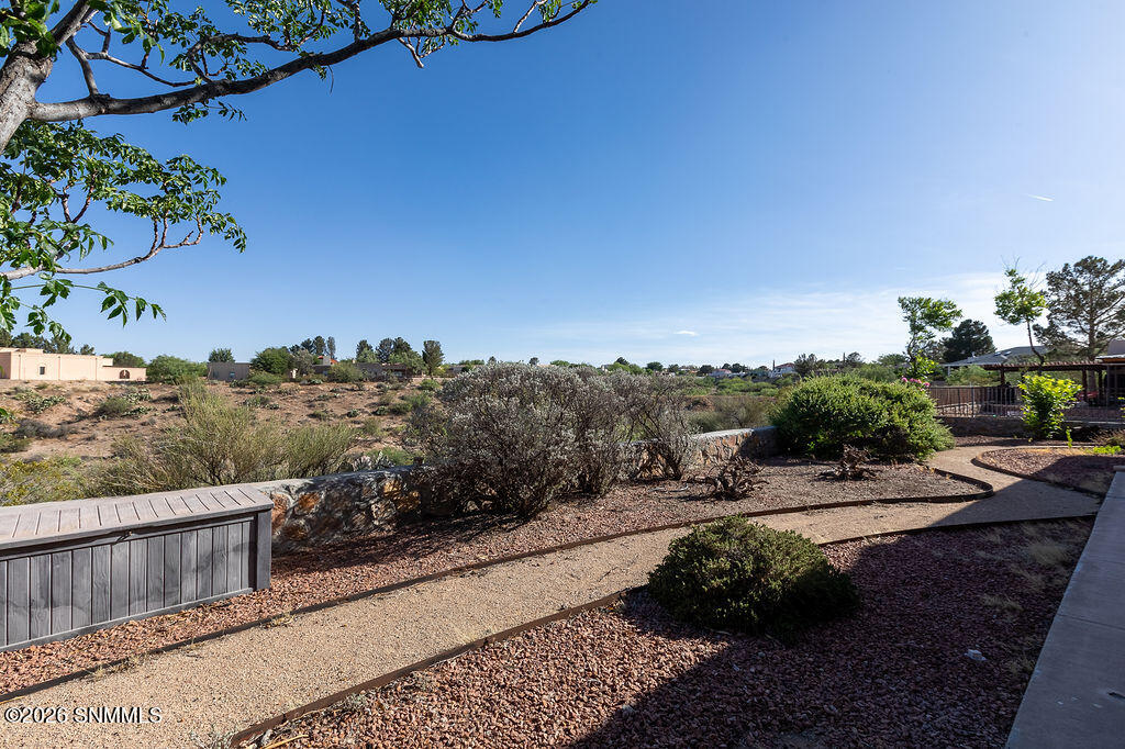 1480 Vista Del Valle Property Photo 7