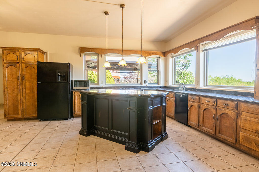 1480 Vista Del Valle Property Photo 13