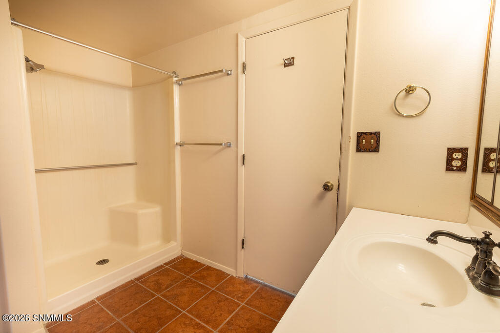 1480 Vista Del Valle Property Photo 26