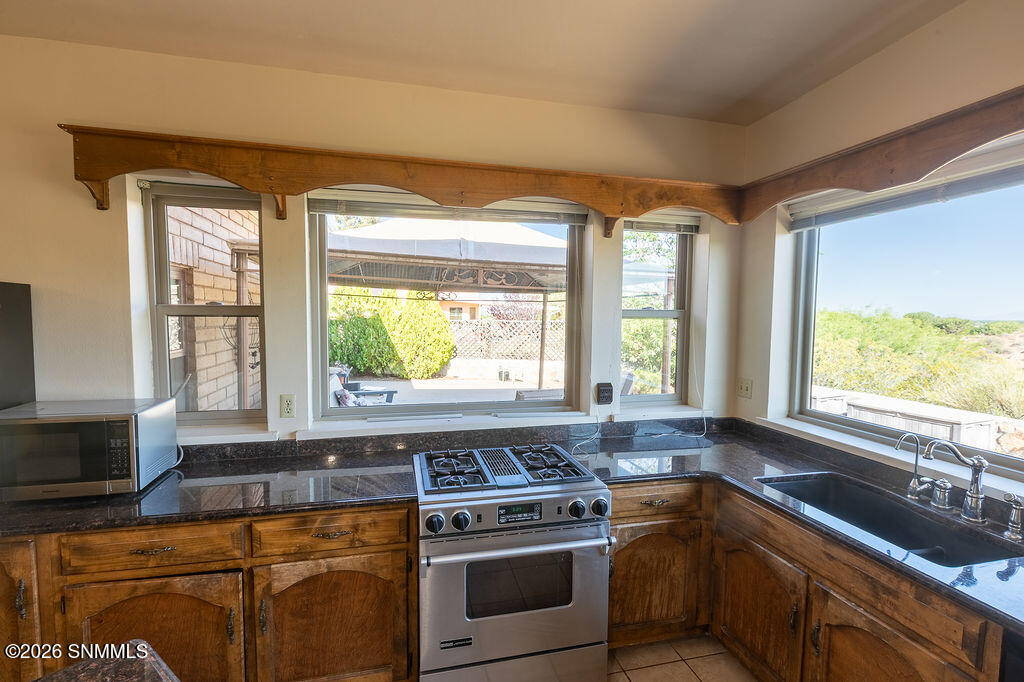 1480 Vista Del Valle Property Photo 34
