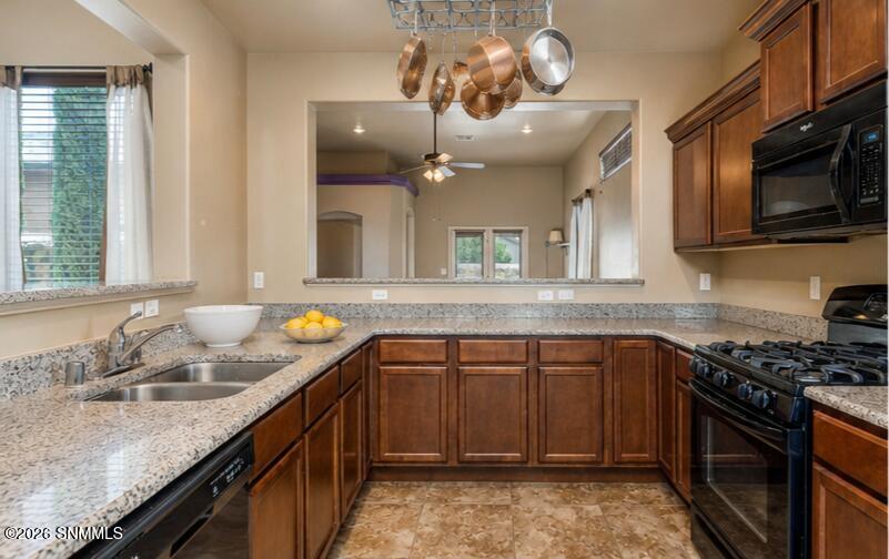 3962 Agua Caliente Drive Property Photo 11