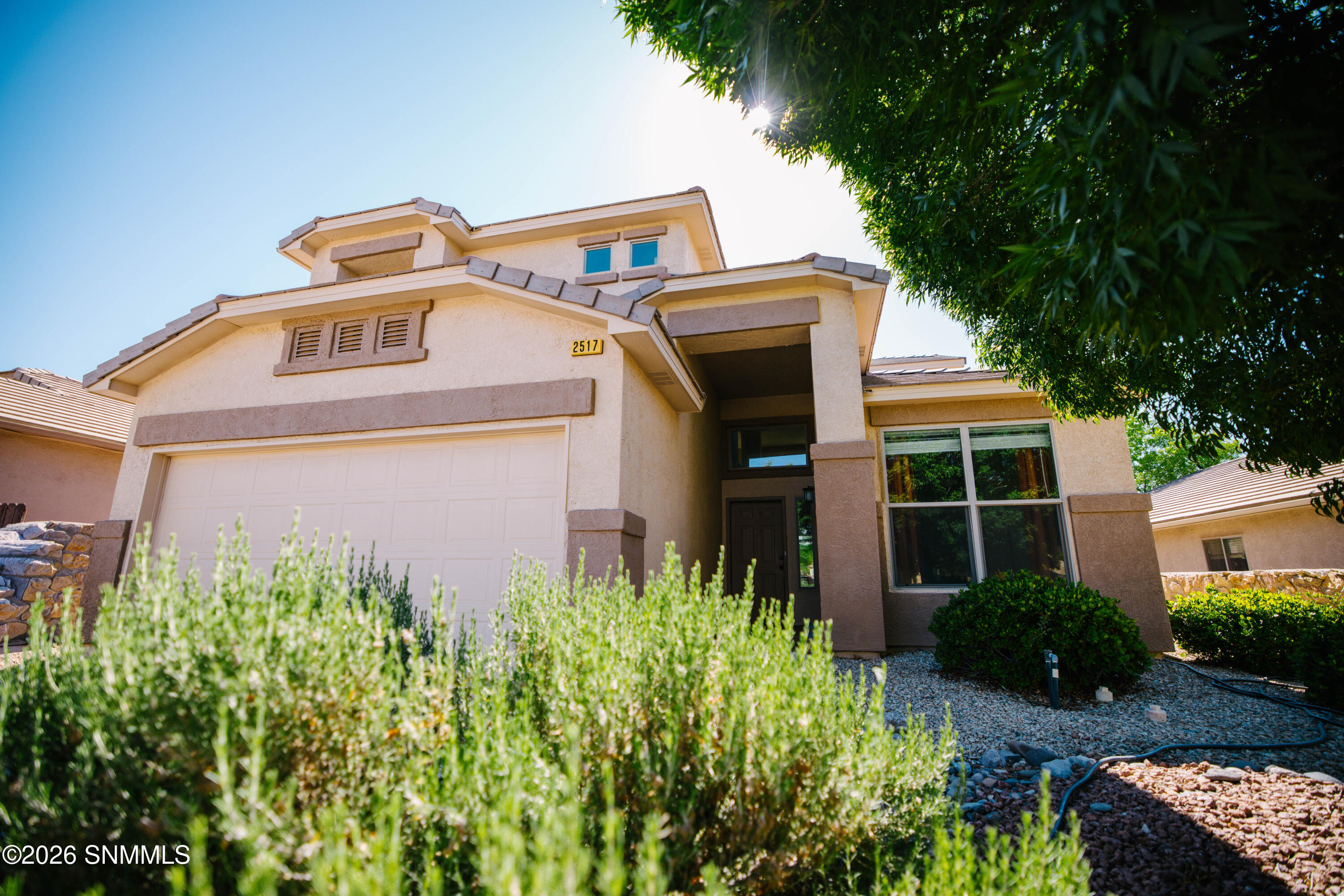 2517 Fallbrook Way Property Photo 3