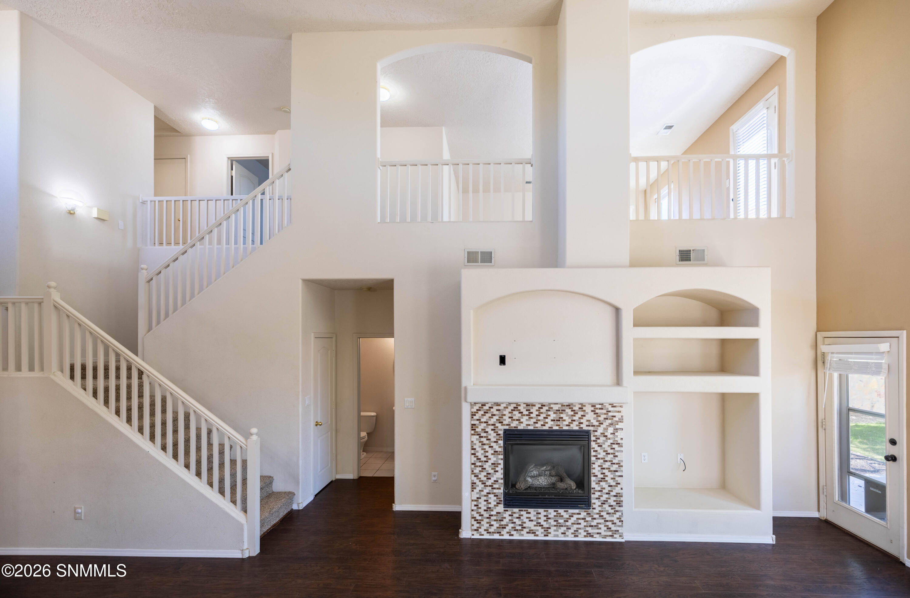 2517 Fallbrook Way Property Photo 6