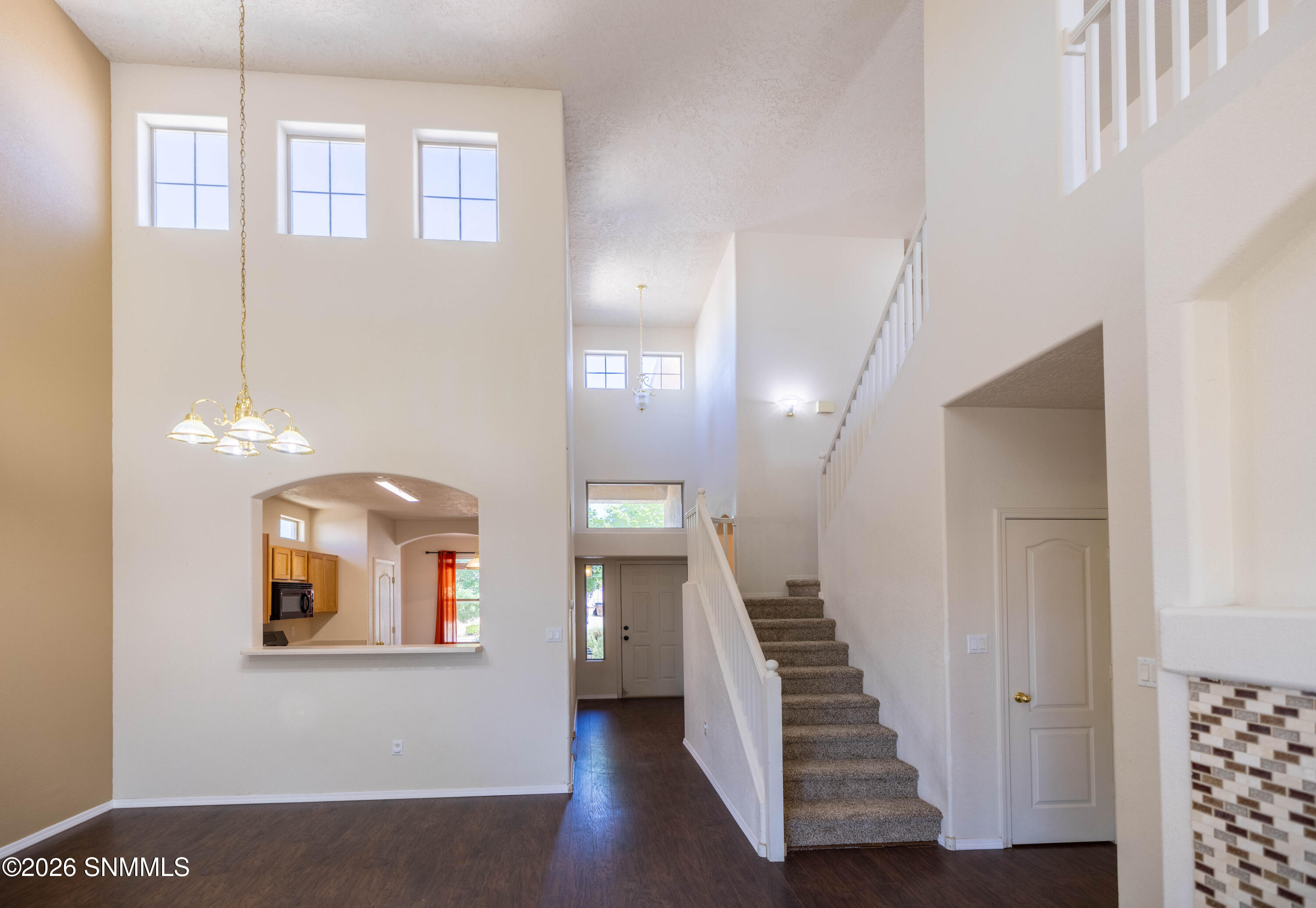 2517 Fallbrook Way Property Photo 7