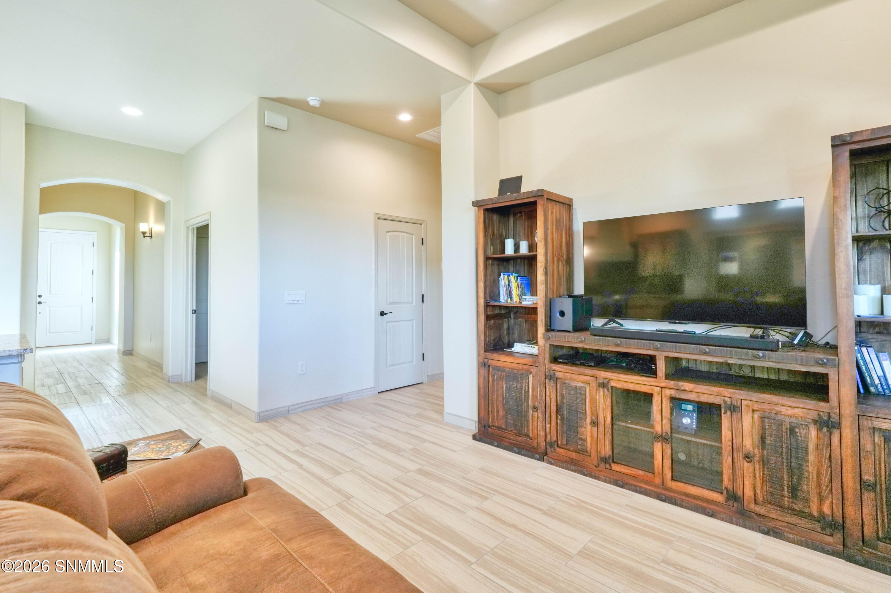 8021 Willow Bloom Circle Property Photo 33