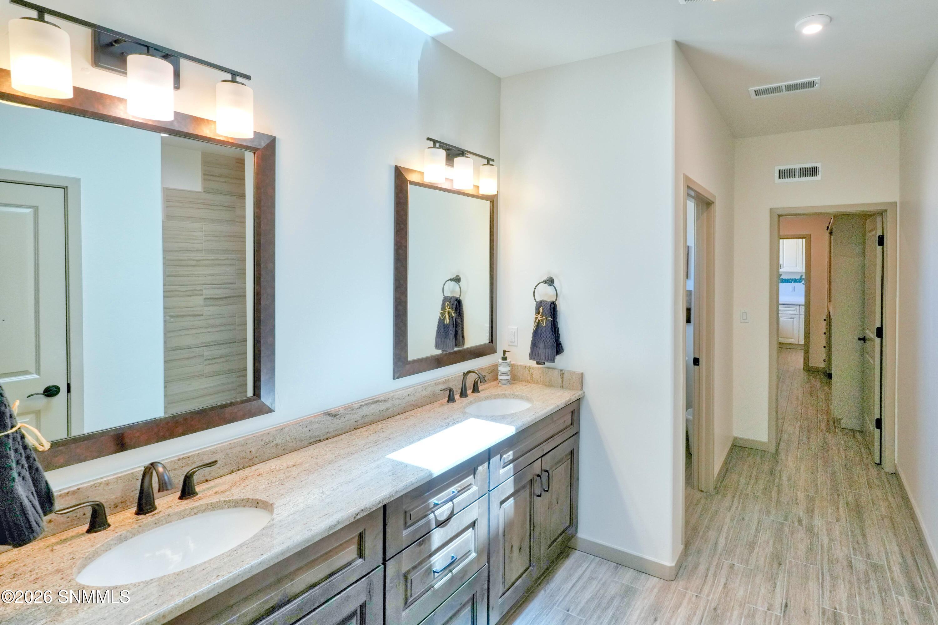 8048 Willow Bloom Circle Property Photo 17