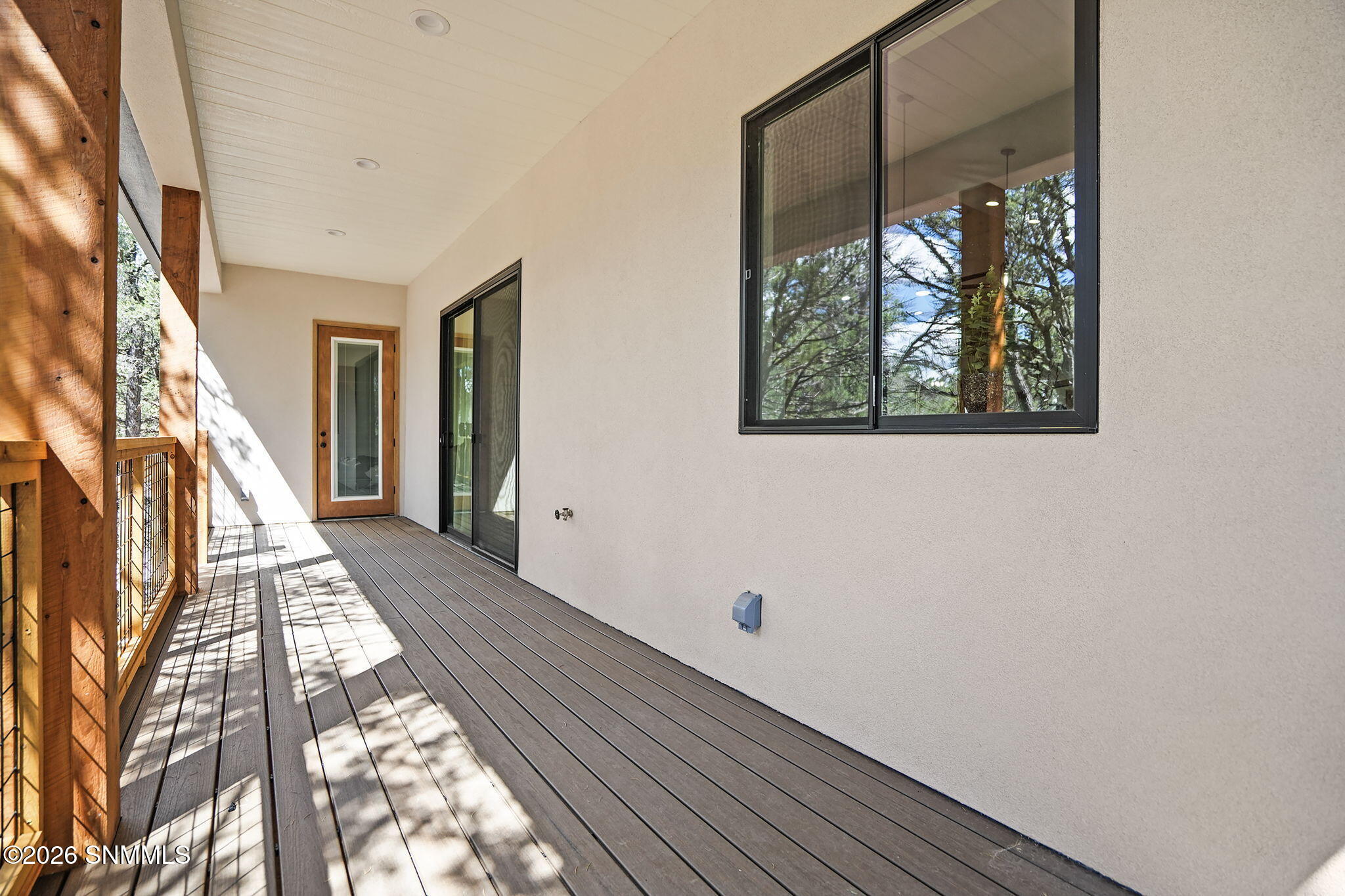 208 Deer Park Drive Property Photo 10