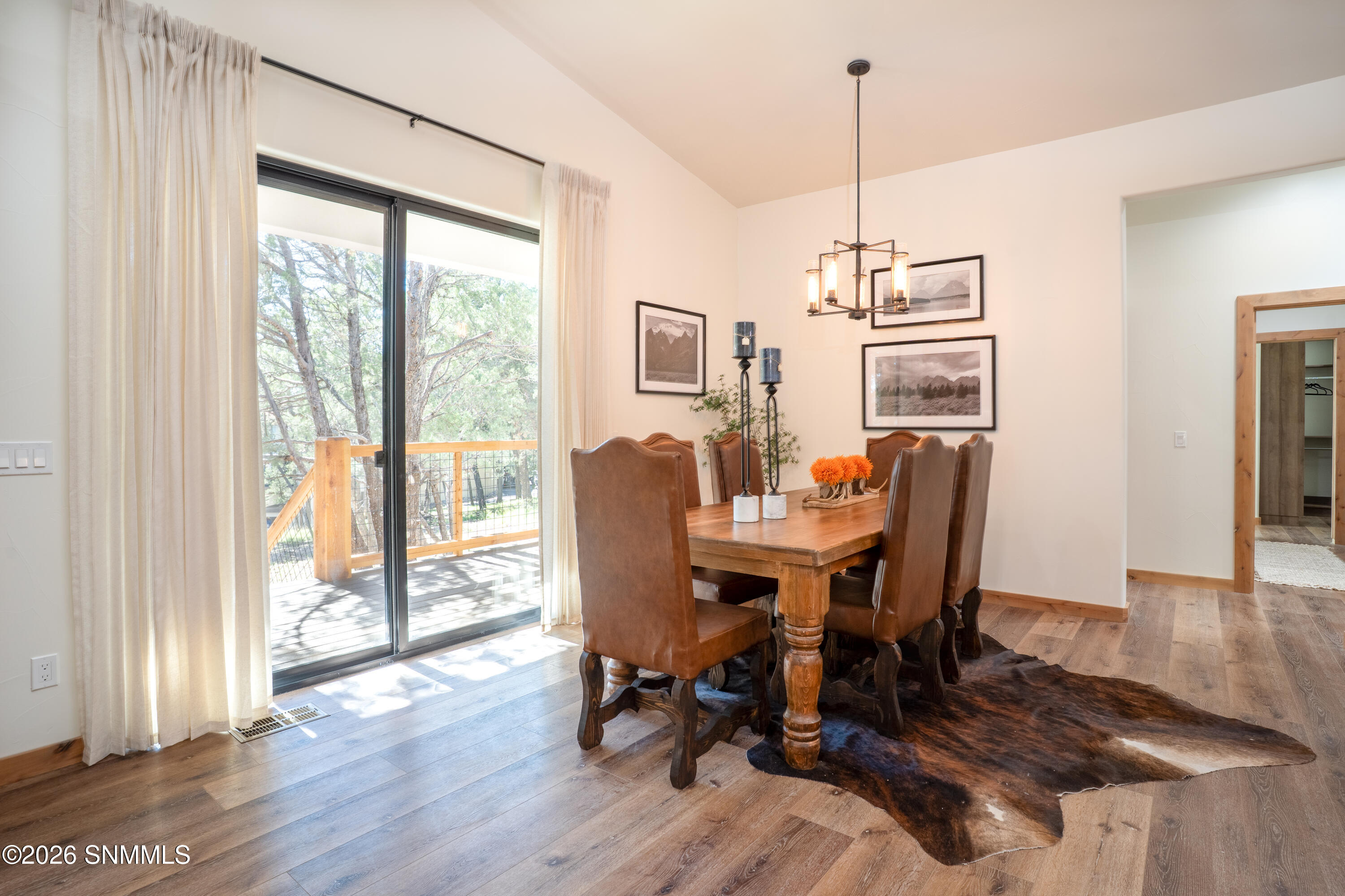 208 Deer Park Drive Property Photo 11