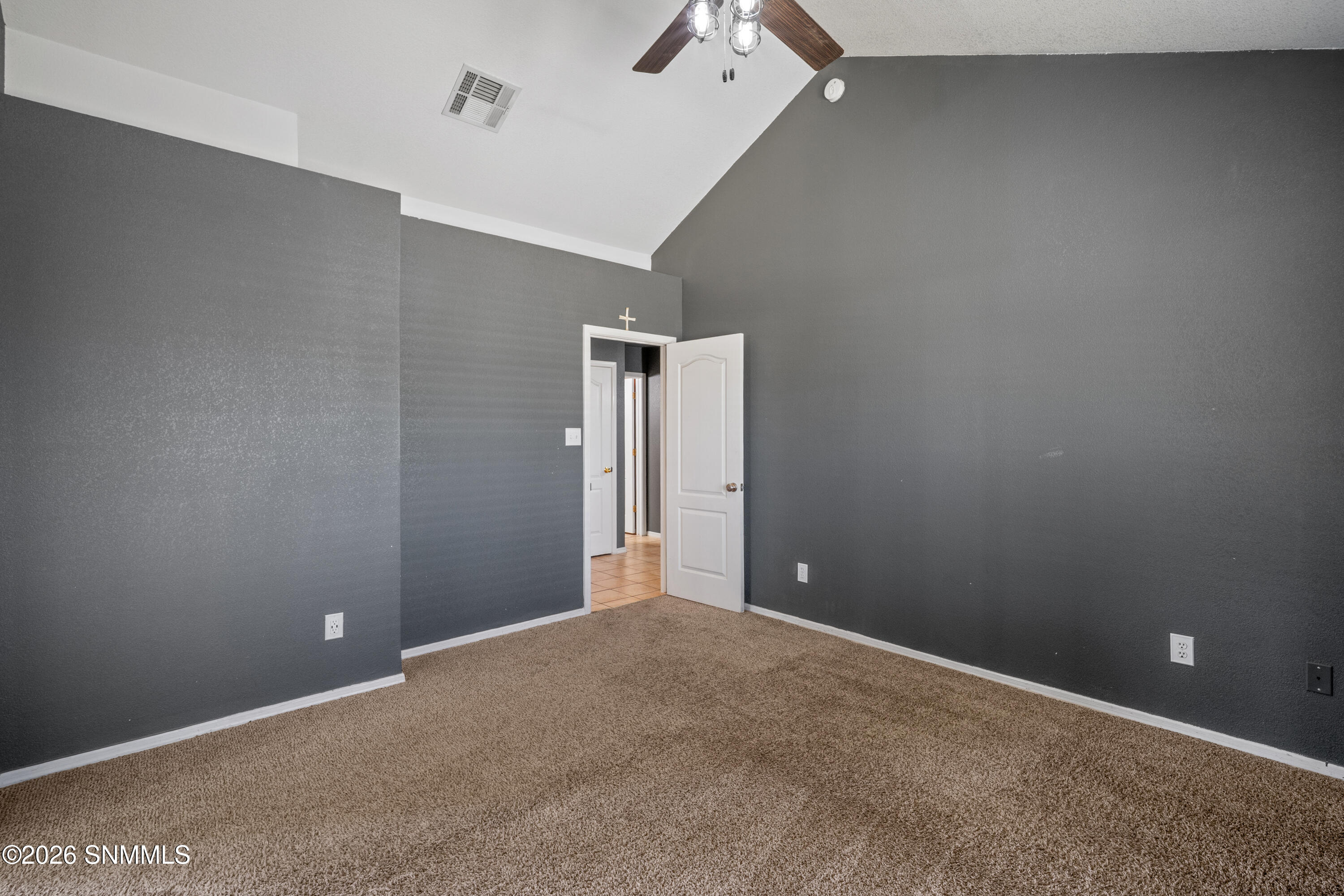 700 Scenic View Drive Property Photo 14