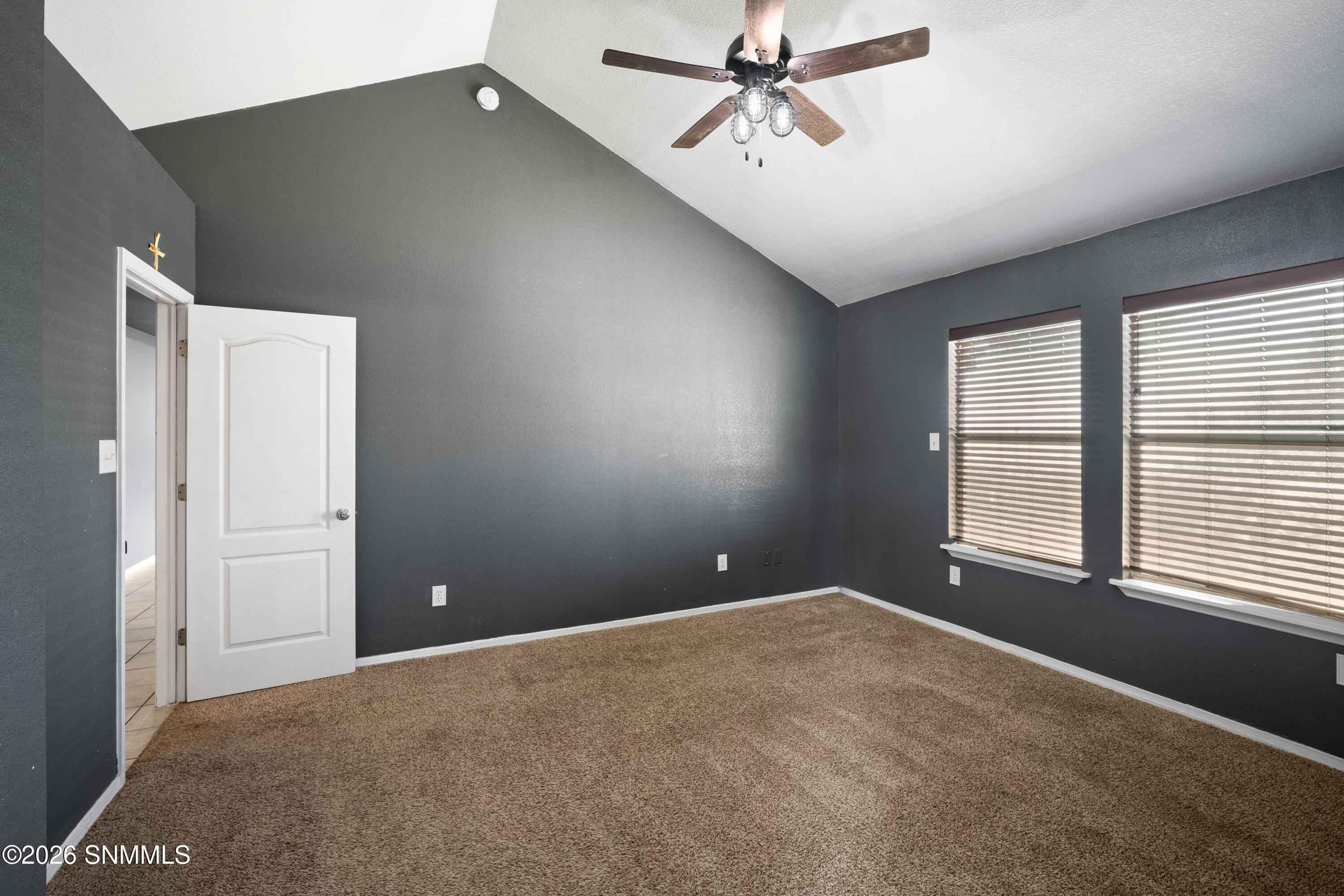 700 Scenic View Drive Property Photo 15