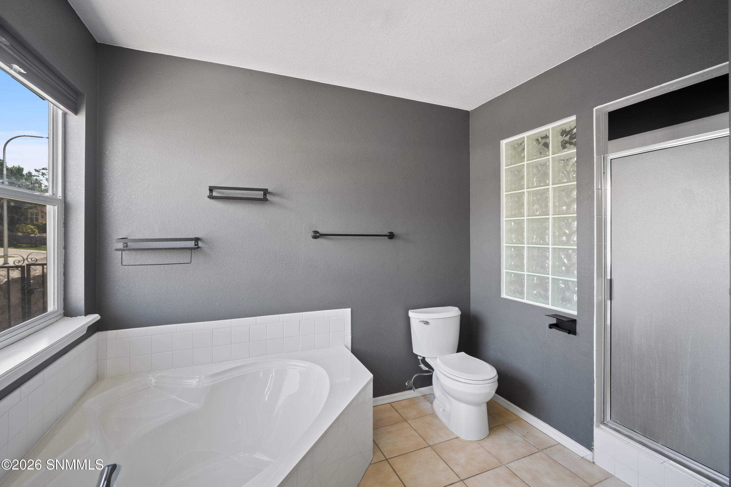 700 Scenic View Drive Property Photo 20
