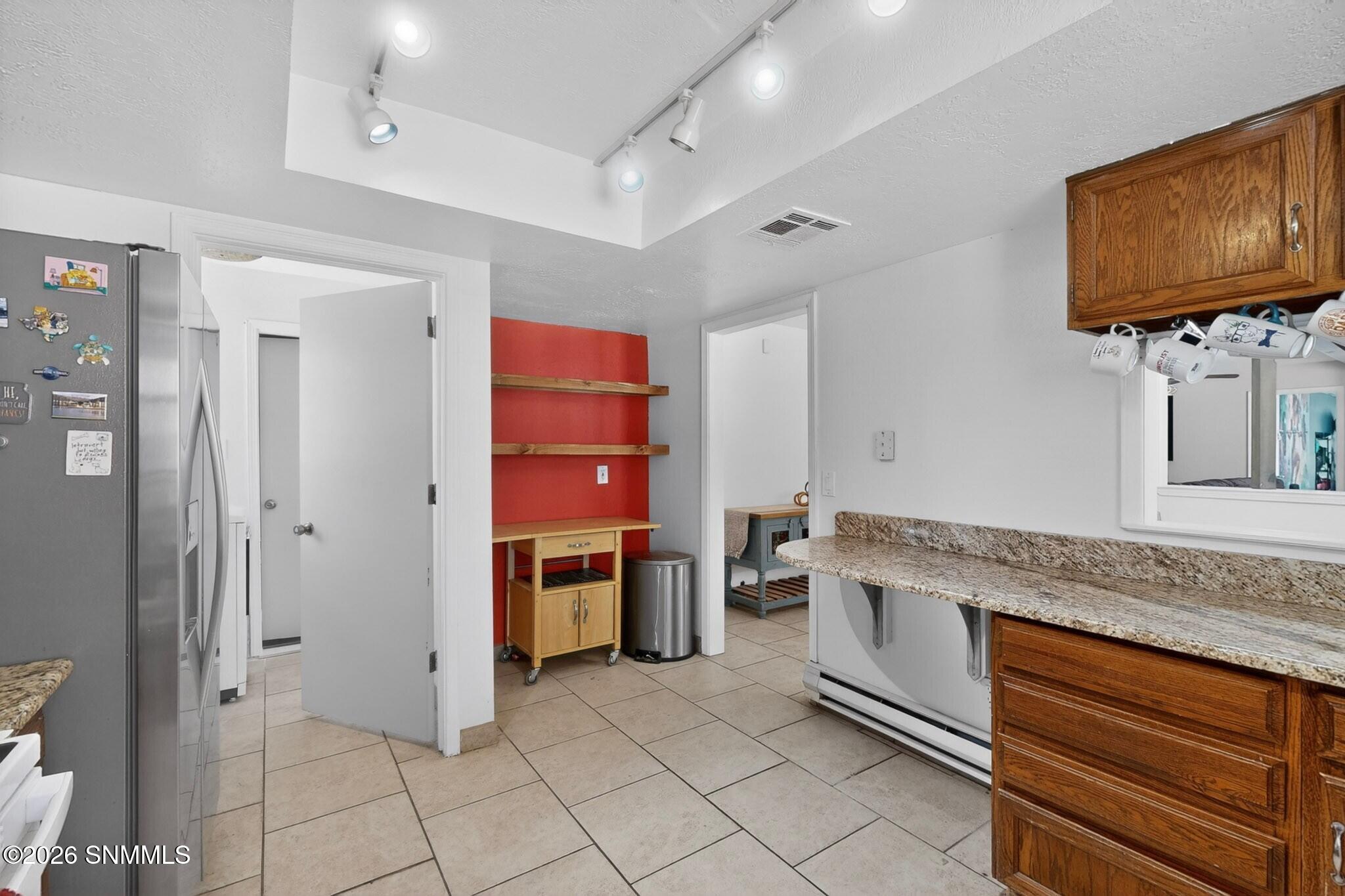 700 Sundown Court Property Photo 16