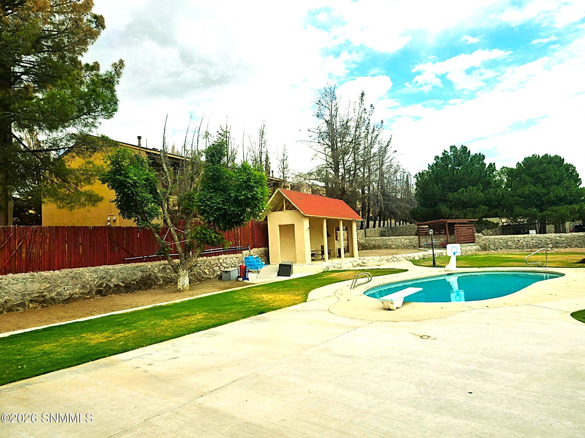 700 Sundown Court Property Photo 43