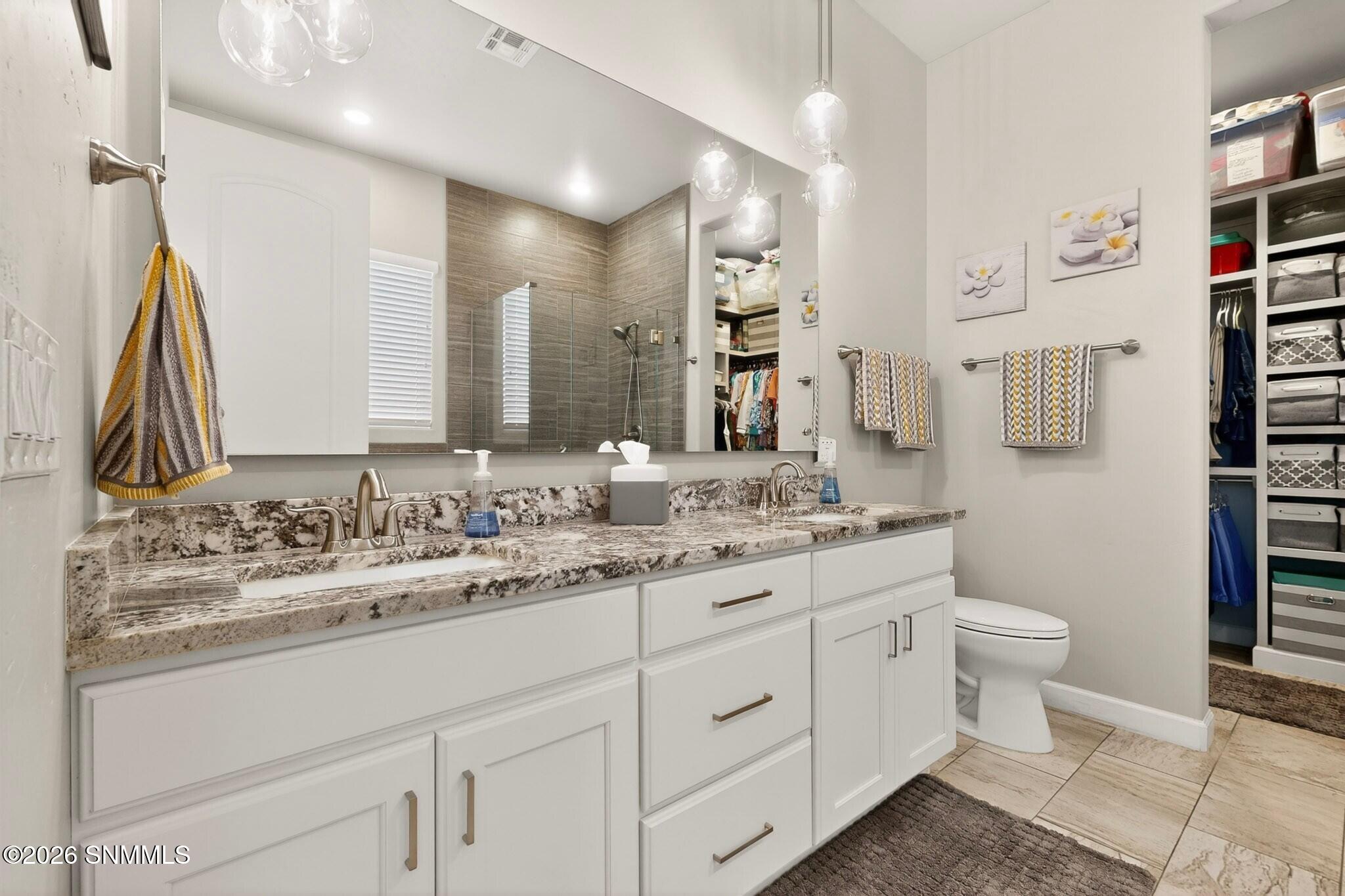 3949 San Marino Road Property Photo 17