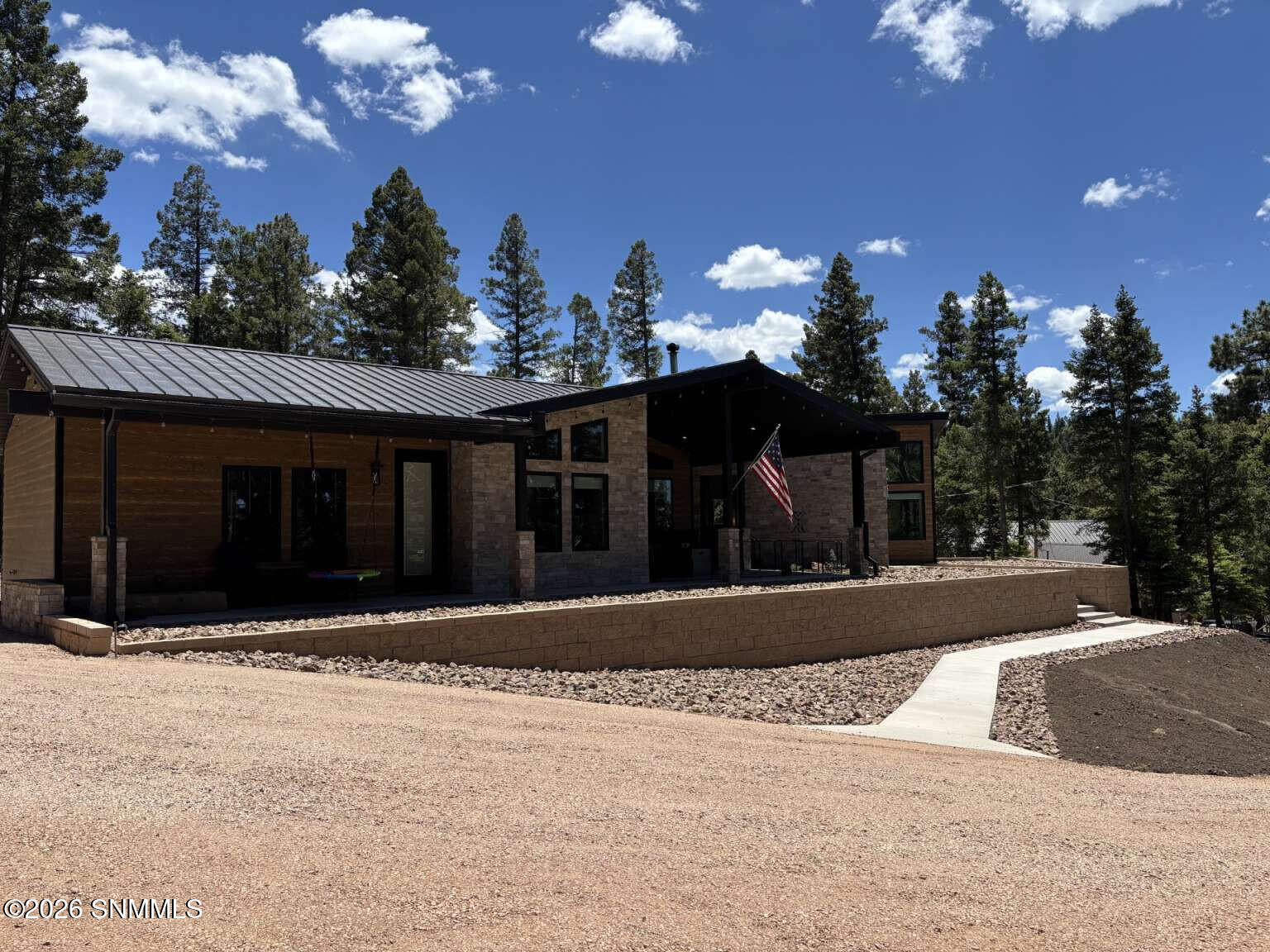 730 Little Bear Property Photo 1