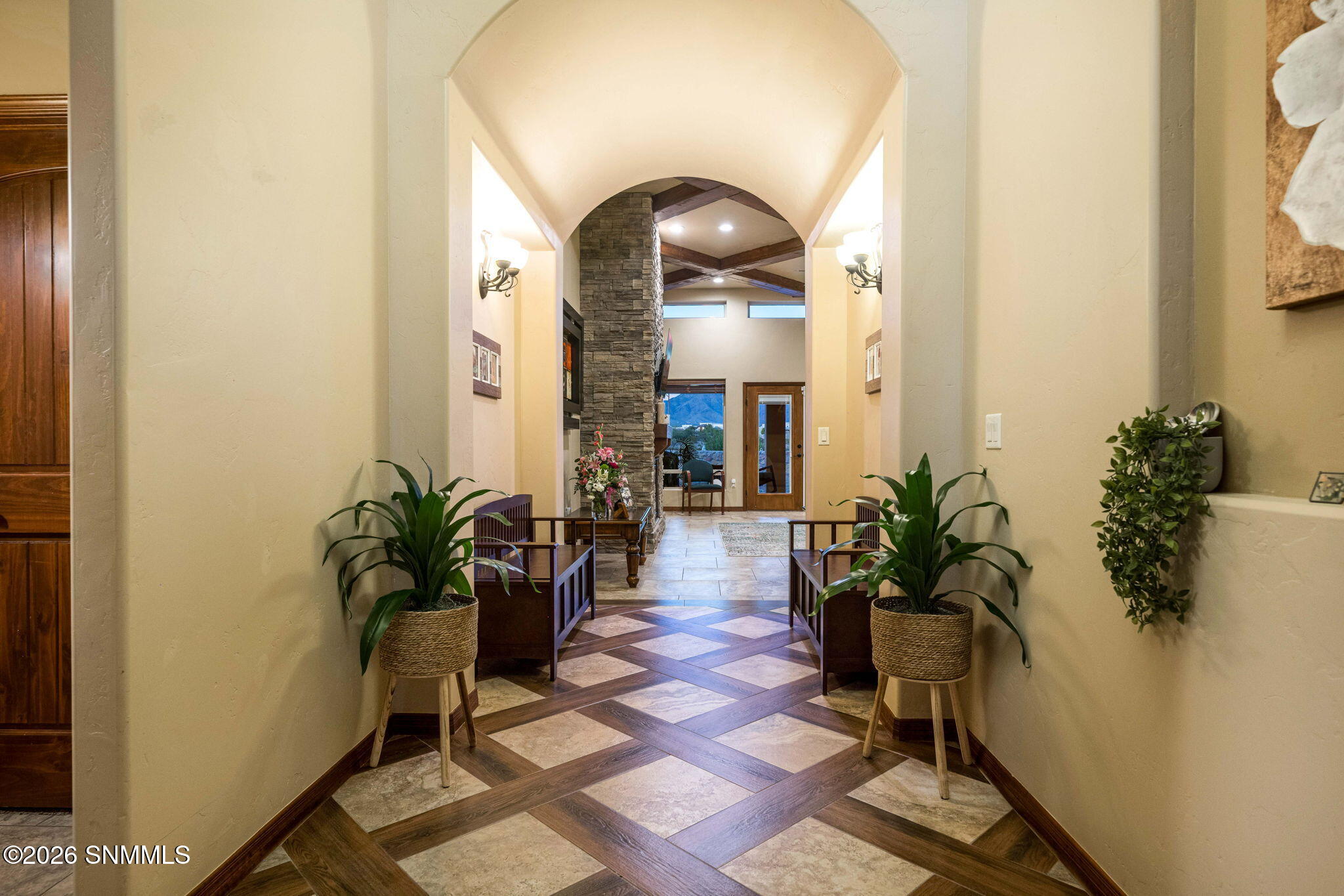 5677 Calle De Paradise Property Photo 9