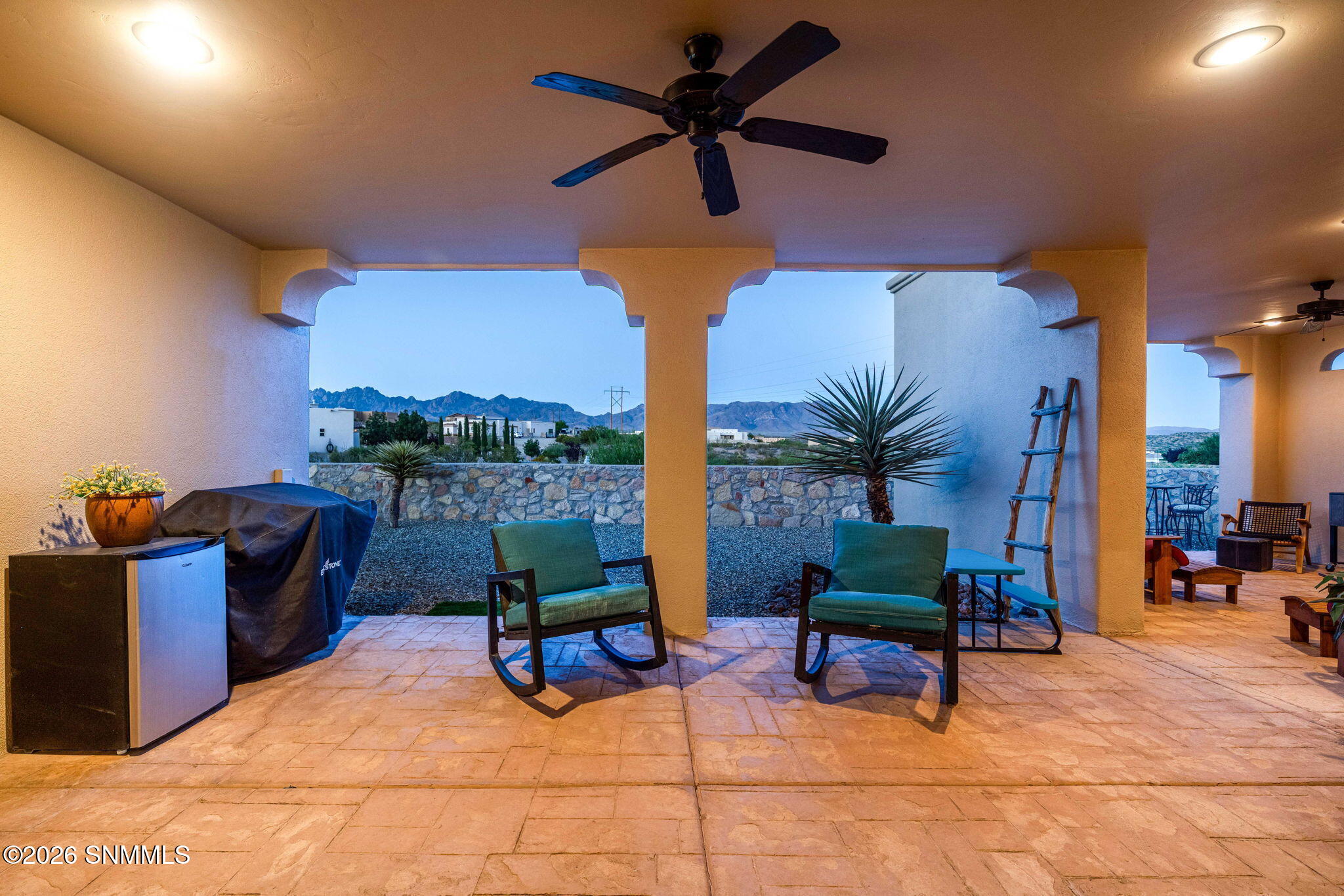5677 Calle De Paradise Property Photo 40