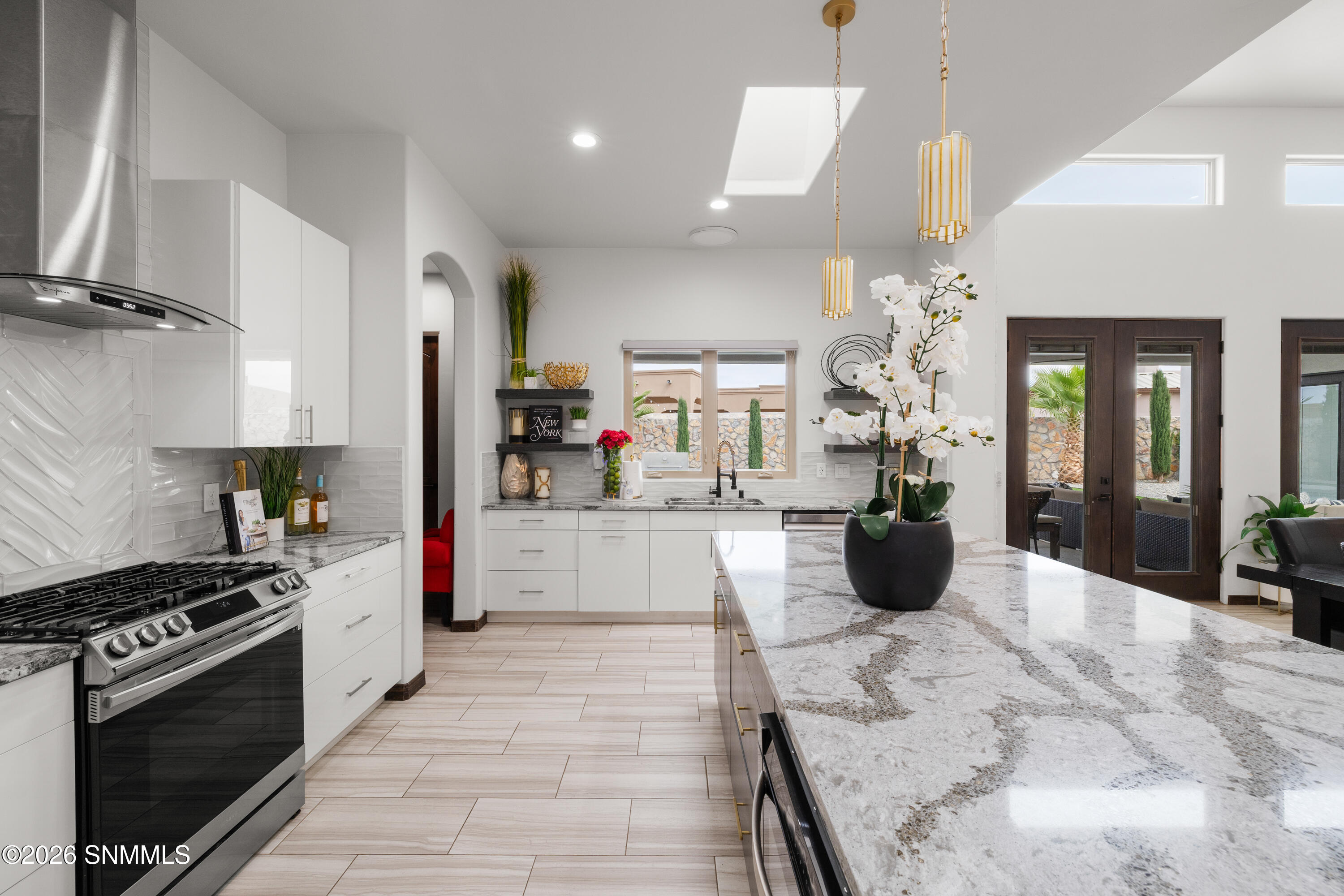 1384 San Bonifacio Arc Property Photo 13