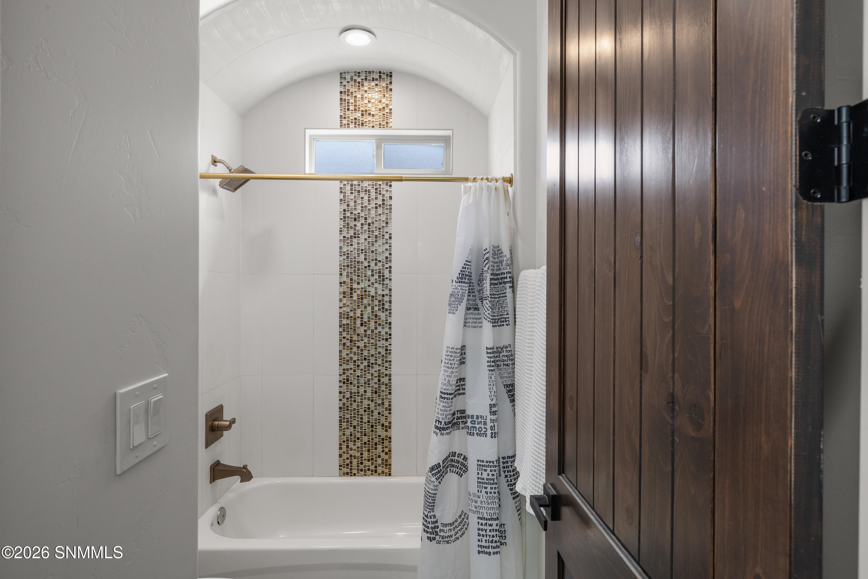 1384 San Bonifacio Arc Property Photo 34