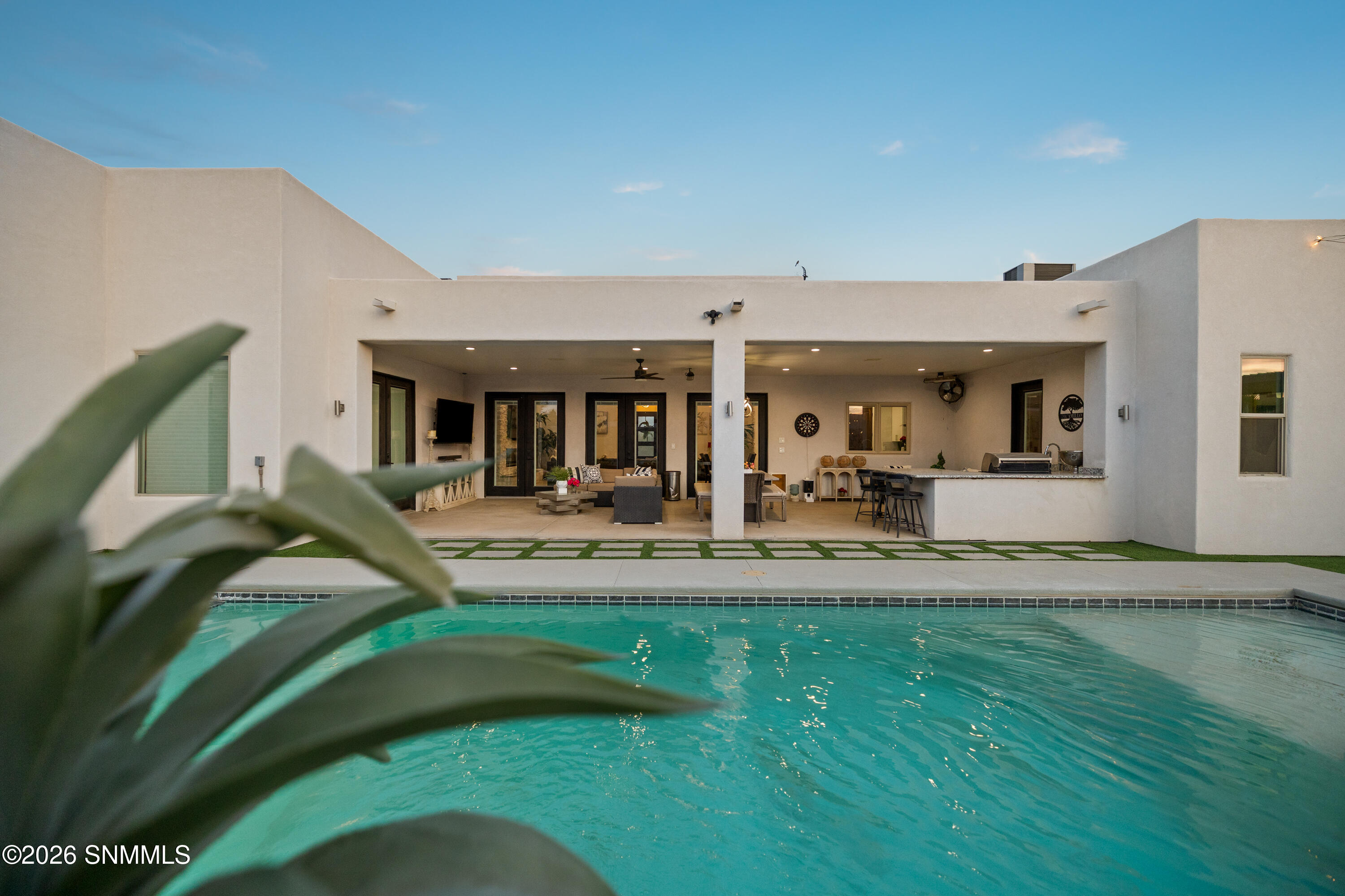 1384 San Bonifacio Arc Property Photo 43