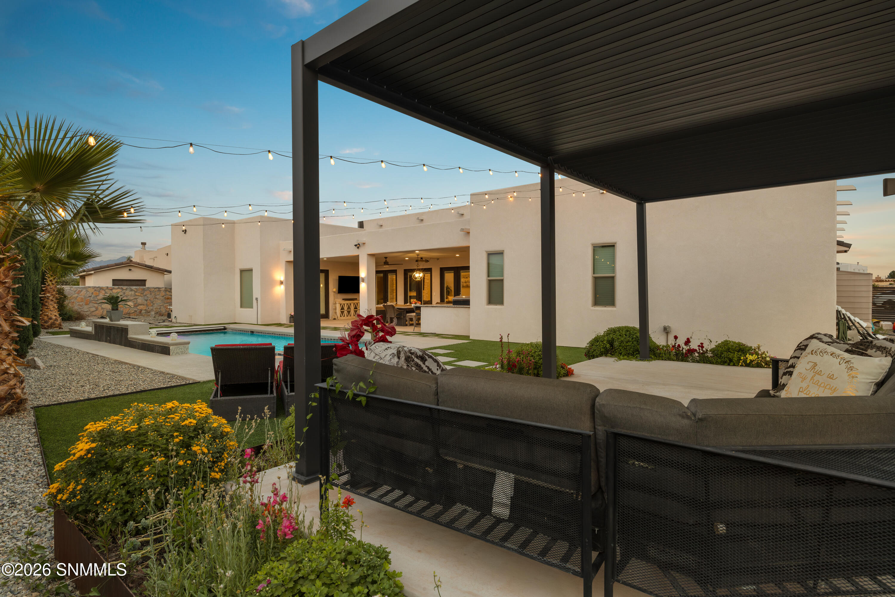 1384 San Bonifacio Arc Property Photo 49