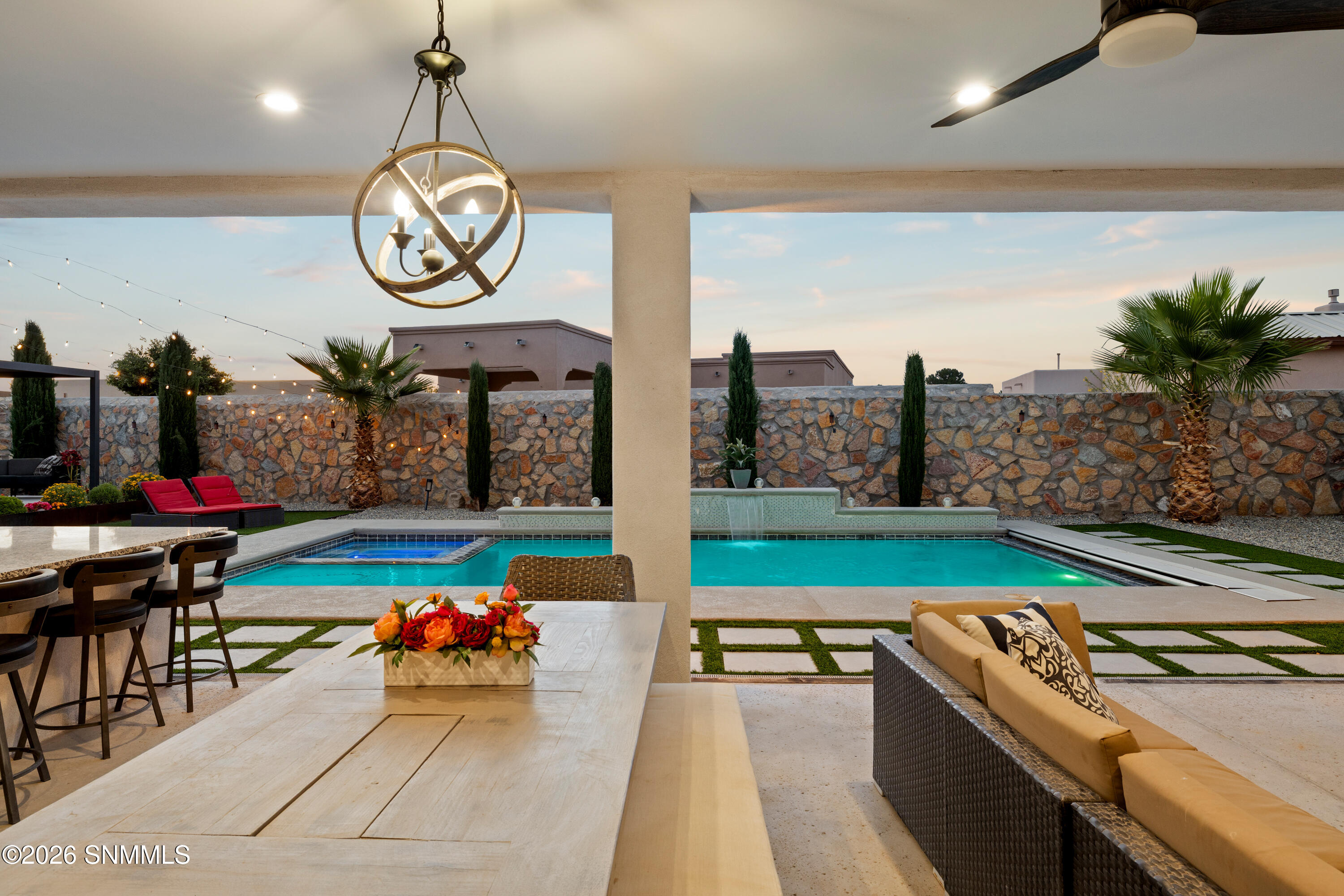 1384 San Bonifacio Arc Property Photo 53