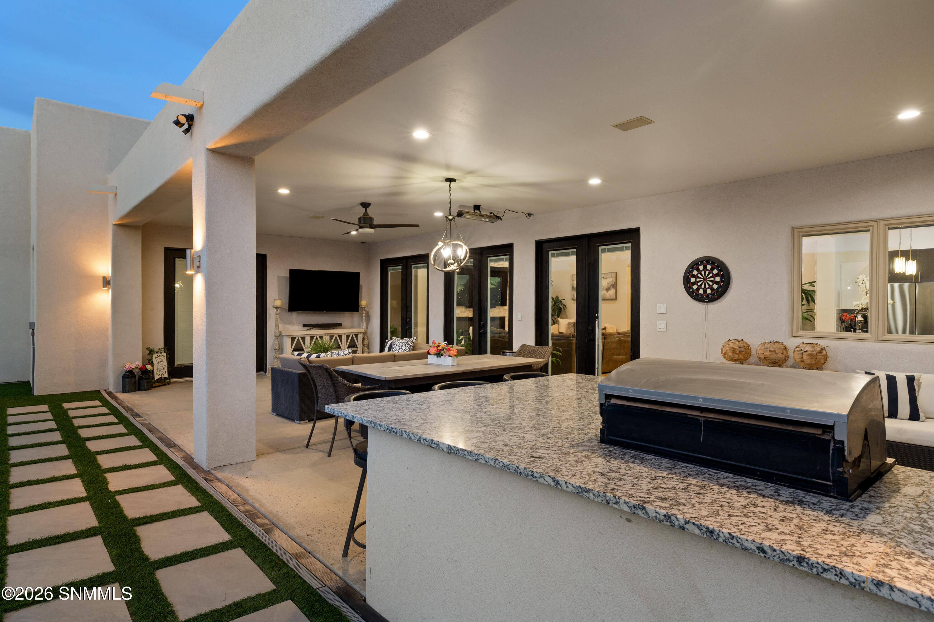 1384 San Bonifacio Arc Property Photo 57