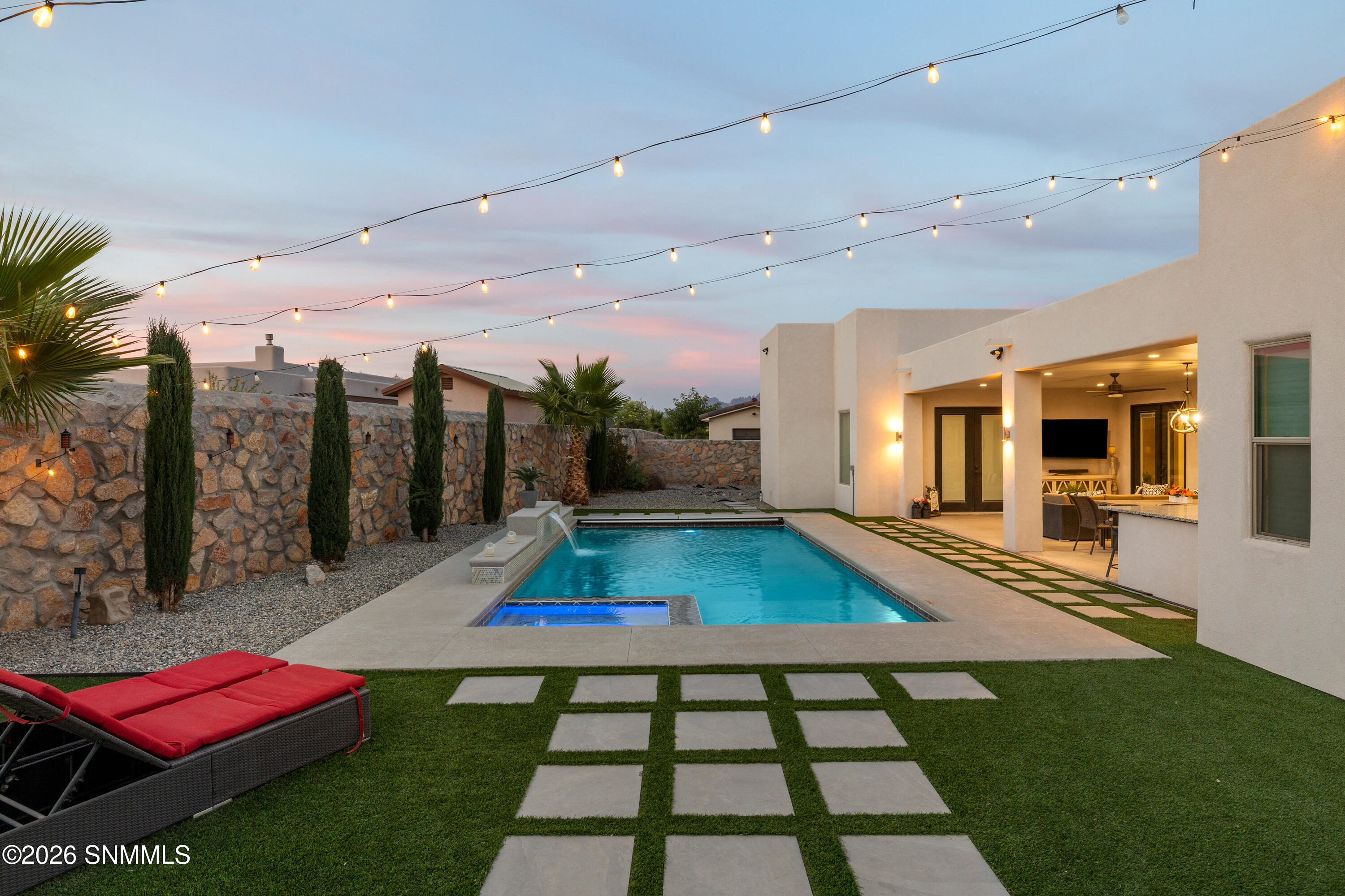 1384 San Bonifacio Arc Property Photo 59