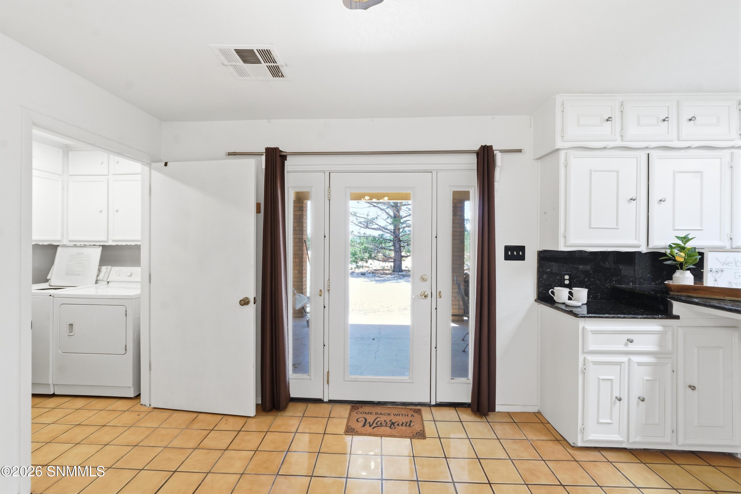 469 De Lara Estates Road Property Photo 17