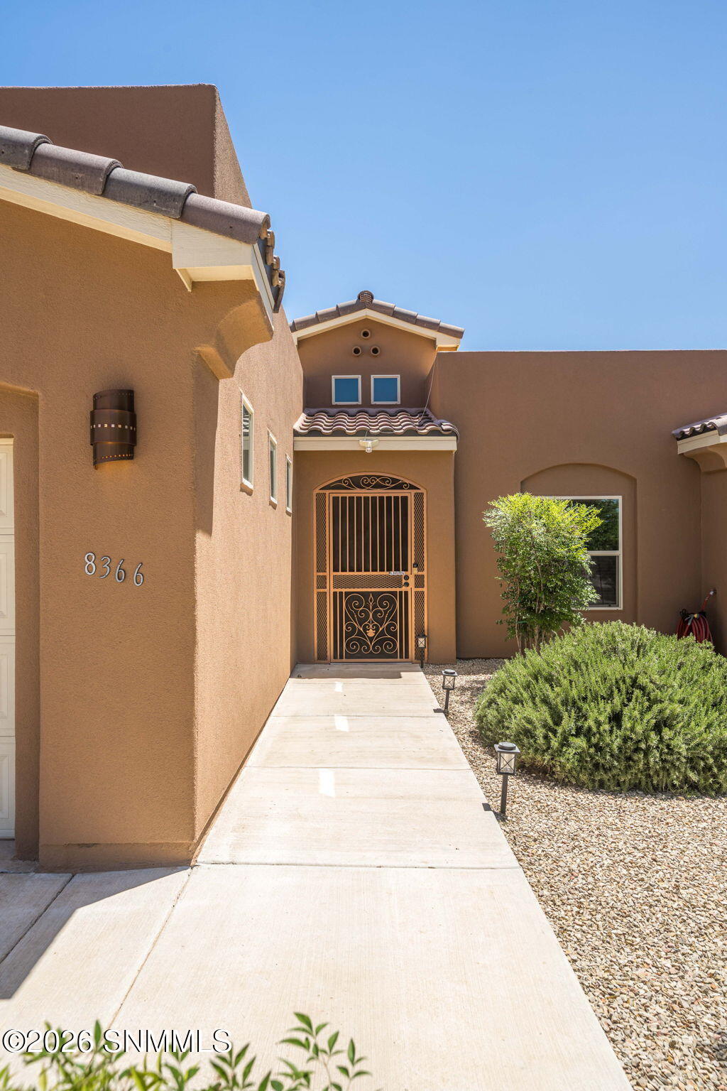 8366 Rancho Vista Loop Property Photo 3