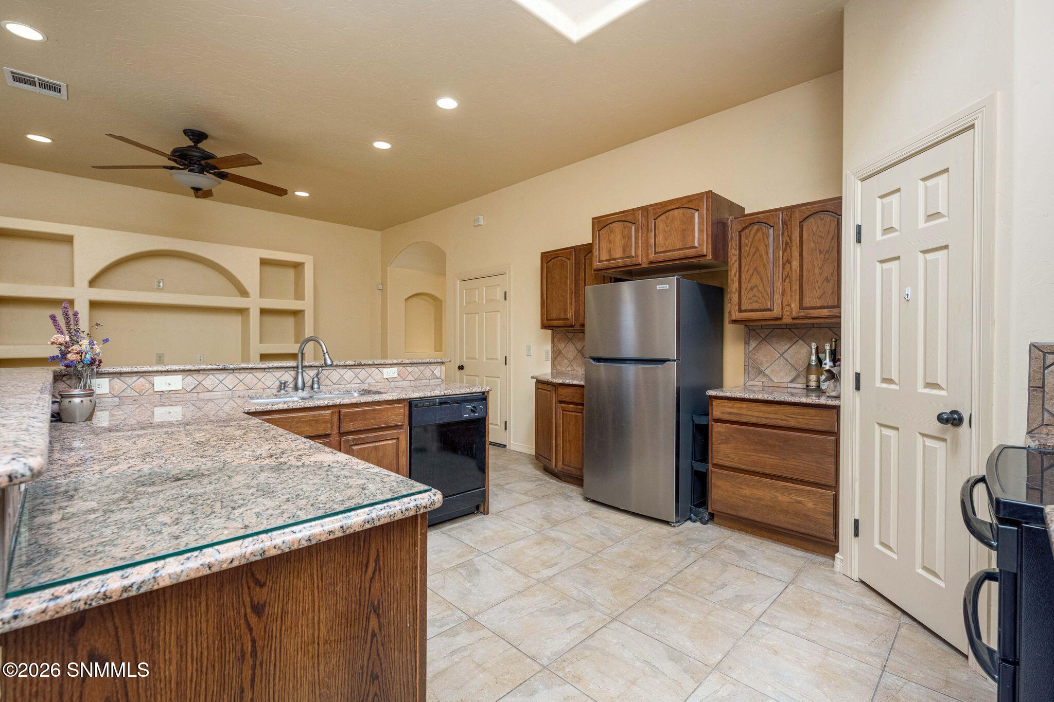 3884 Adriatic Road Property Photo 14