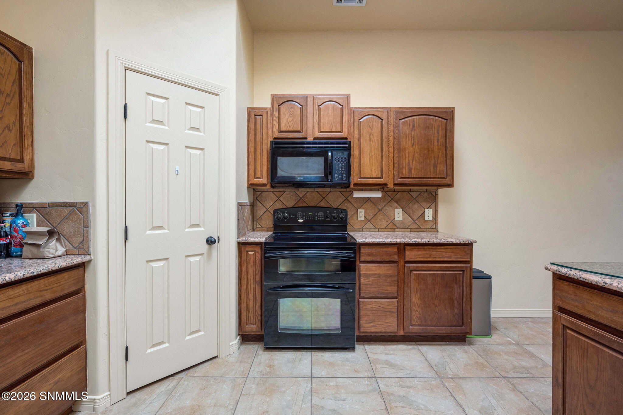 3884 Adriatic Road Property Photo 16