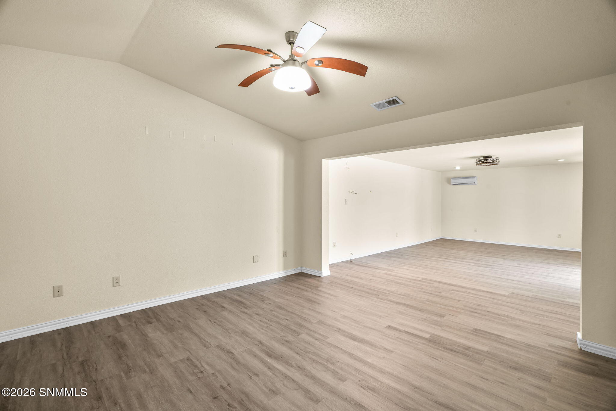 303 Santa Fe Drive Property Photo 18