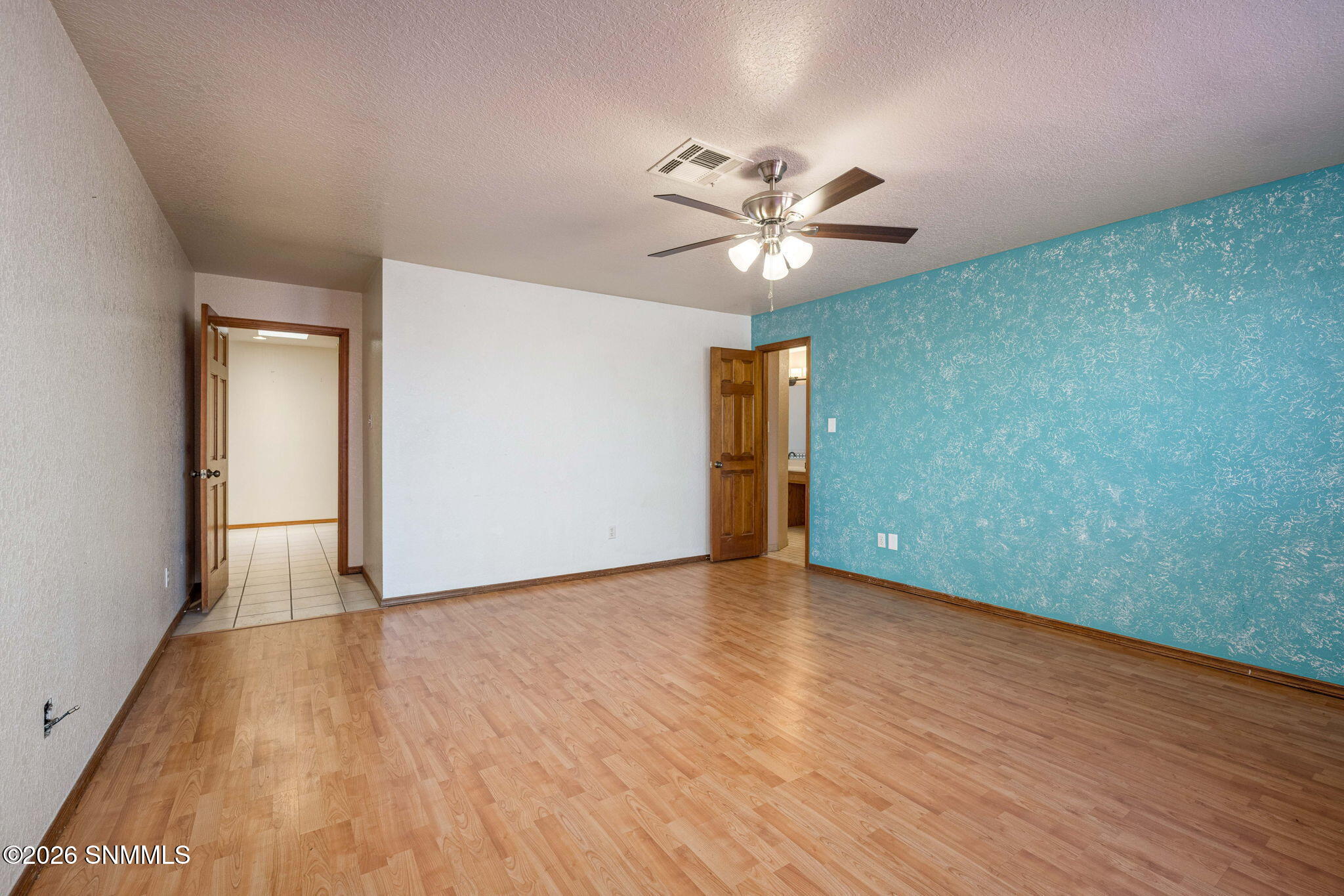 4046 Lilac Drive Property Photo 23