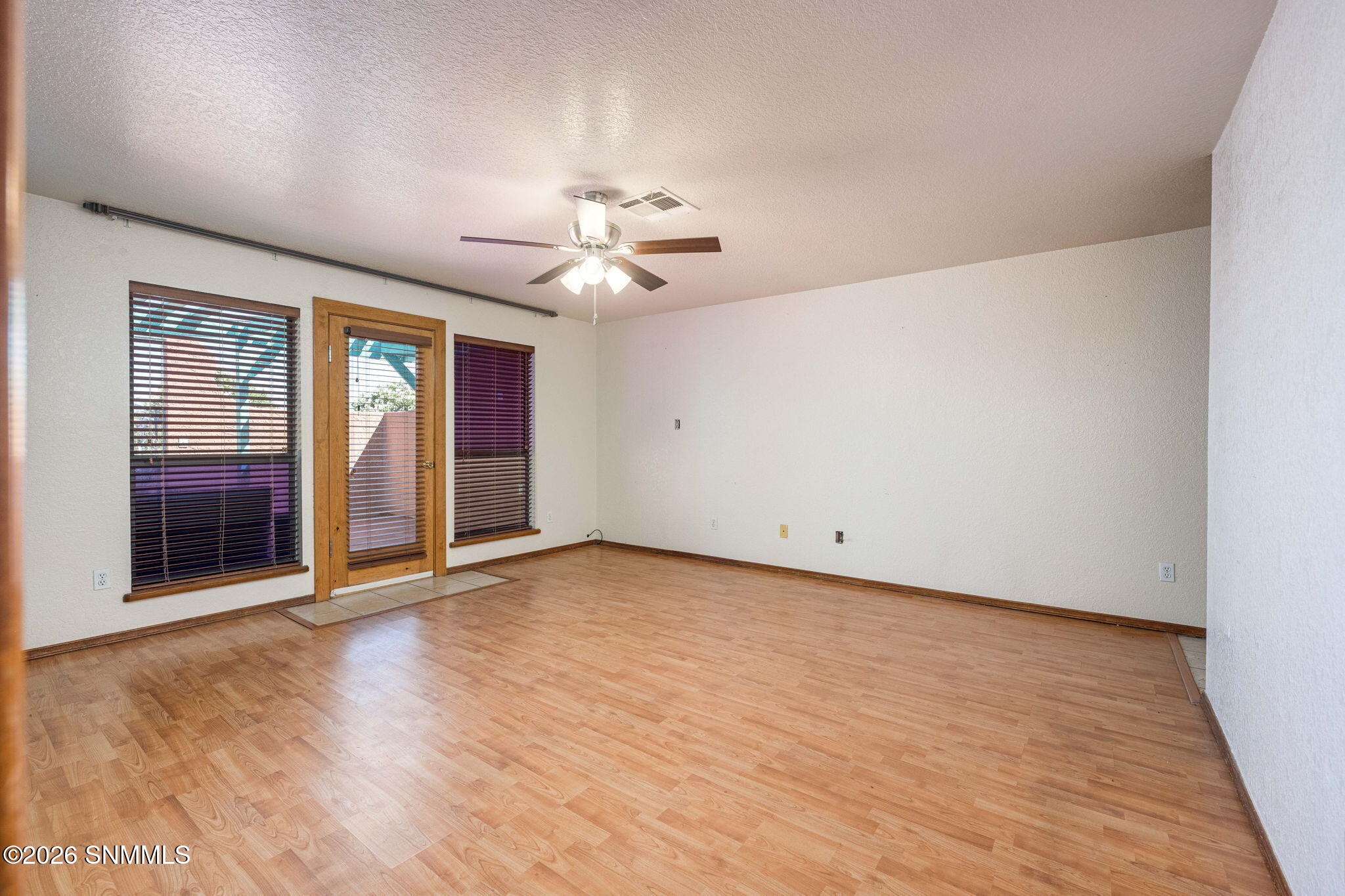 4046 Lilac Drive Property Photo 24