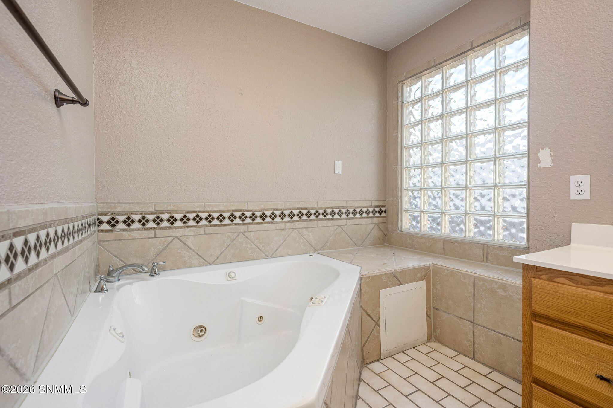4046 Lilac Drive Property Photo 30