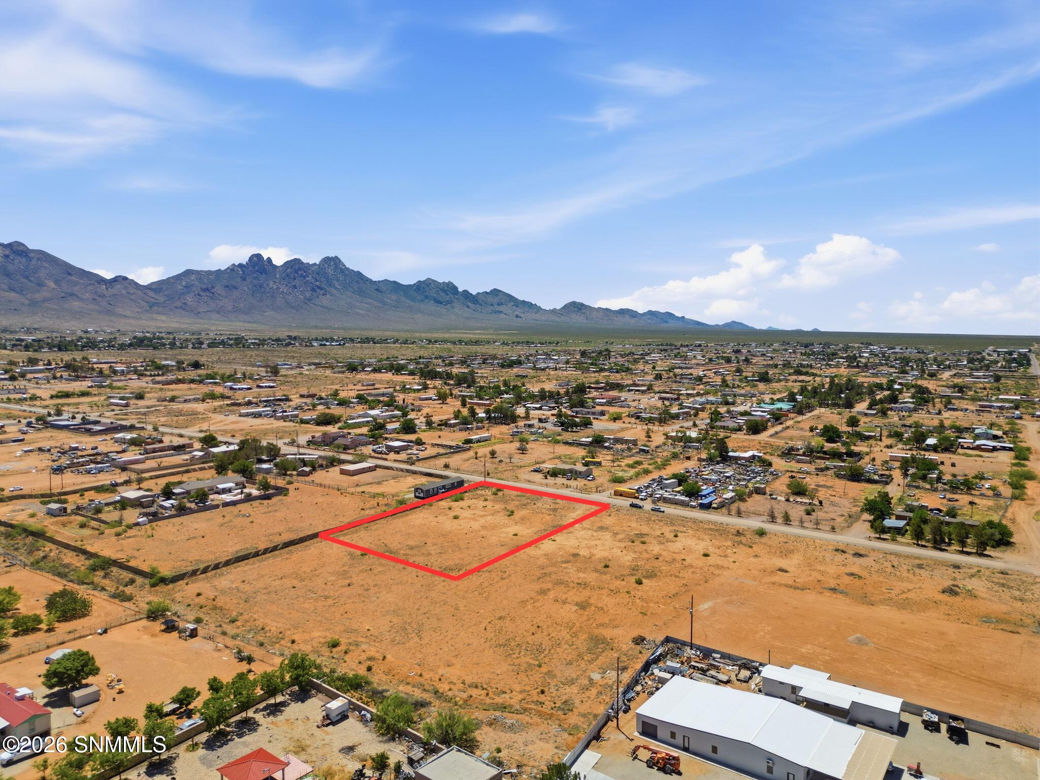 Na Corona Road Property Photo 6