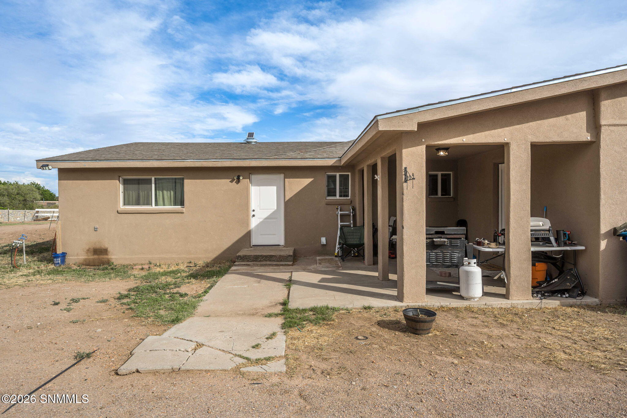 114 N Aries Avenue Property Photo 2