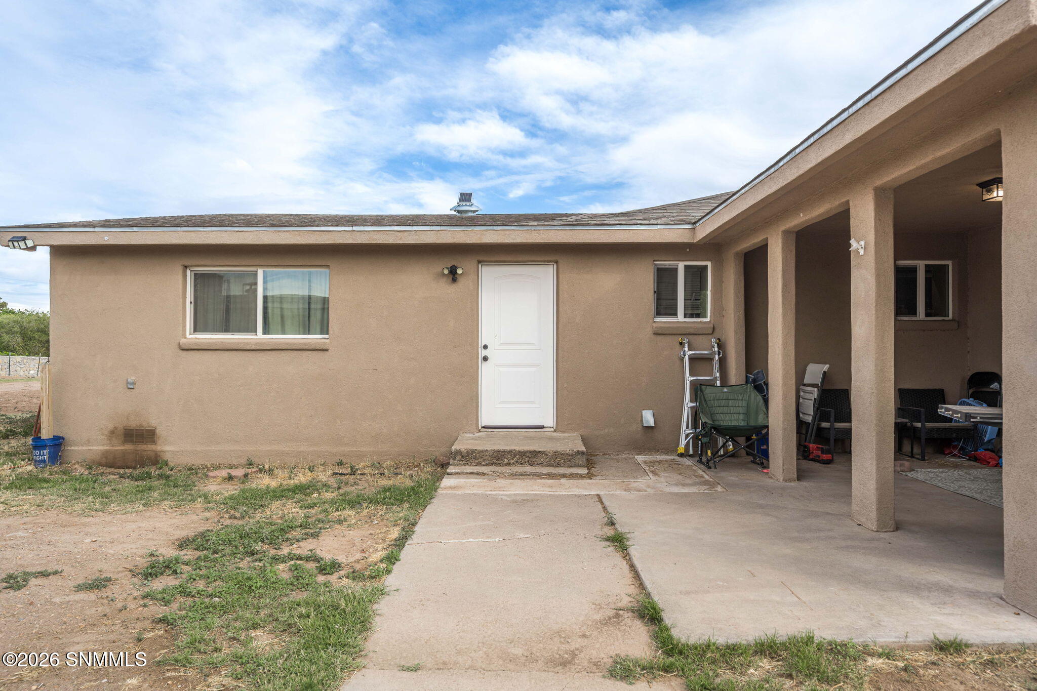 114 N Aries Avenue Property Photo 3