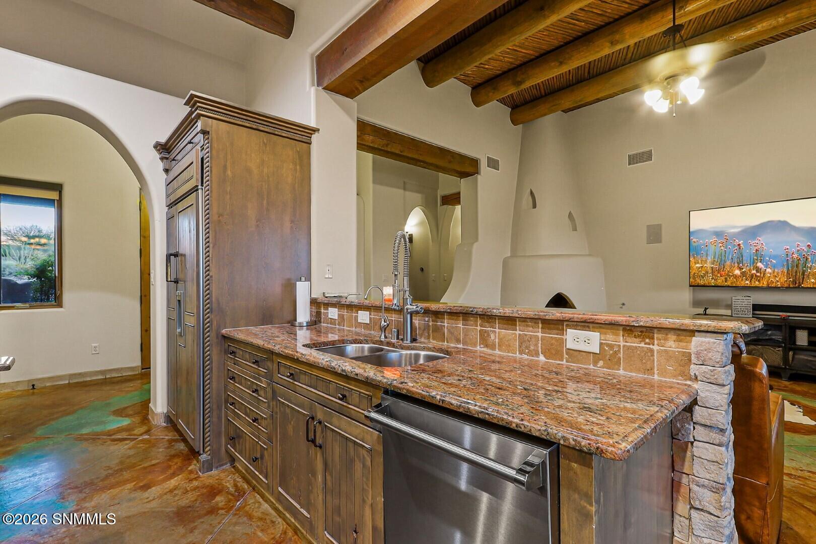 8060 Constitution Road Property Photo 14